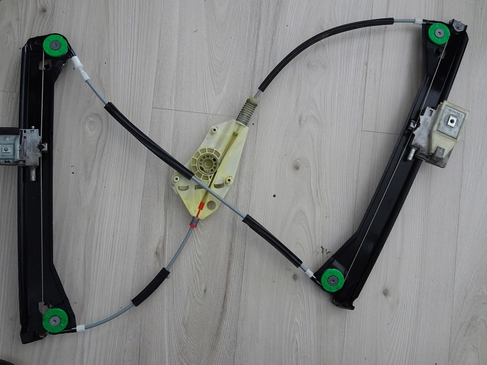 VW EOS PODNOŚNIK SZYBY PRZÓD LEWY 1Q1837401 1Q1837461