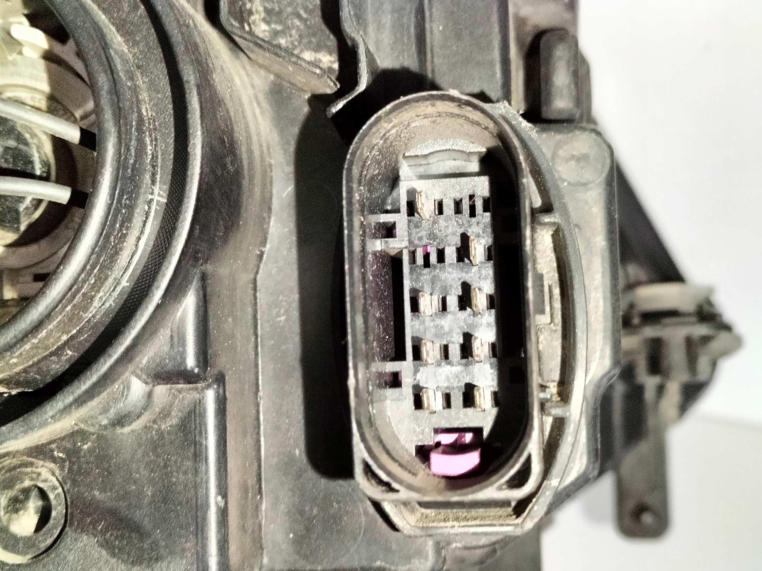 light front reflektor left VW TOURAN III 15
