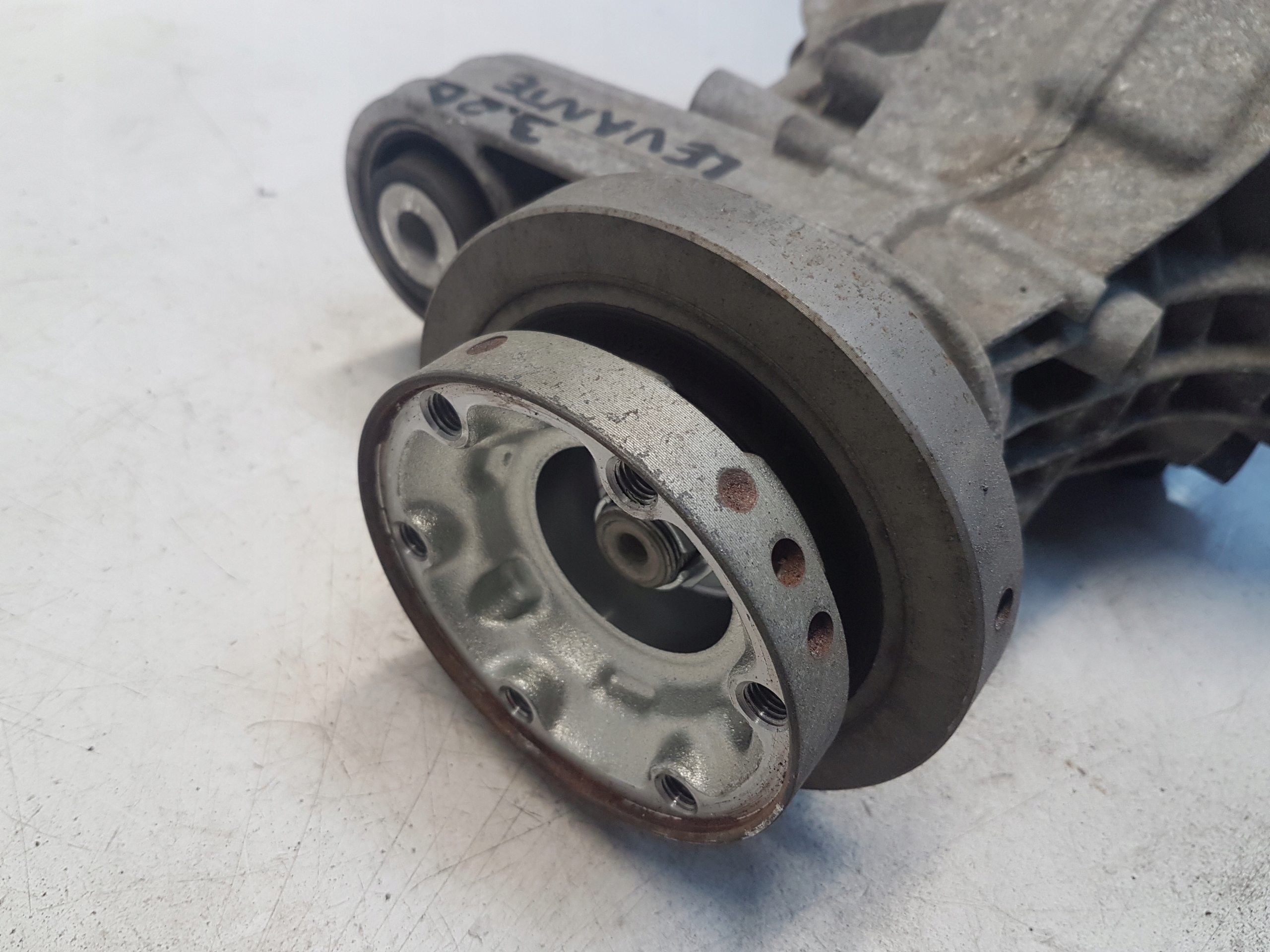 MASERATI LEVANTE differential diff 06700376850
