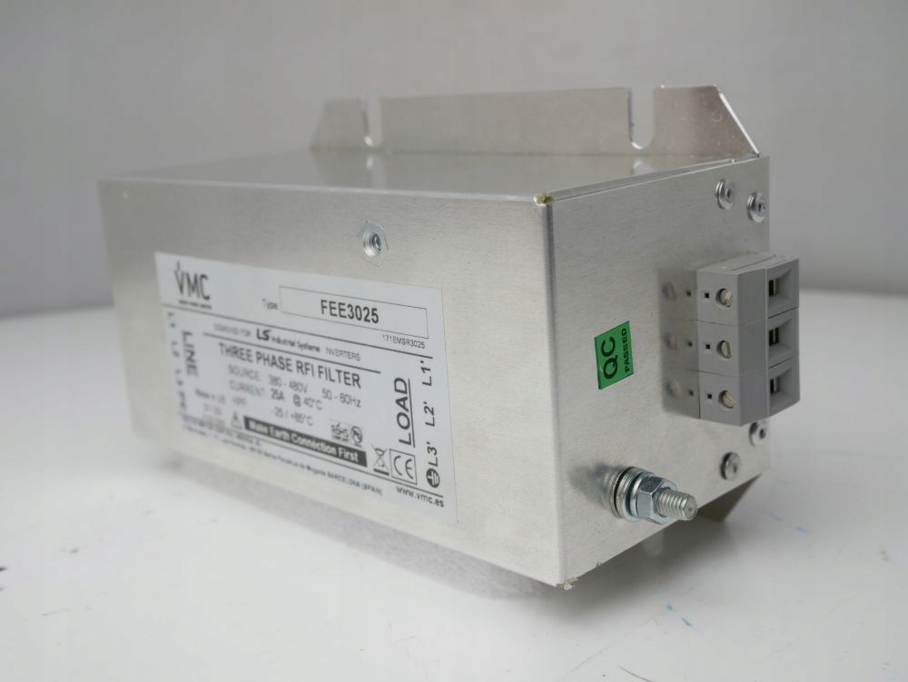 Filtr sieciowy przeciwzakłóceniowy RFI FEE3025 3F 25A kl.A 11kW Kod producenta FEE-3025