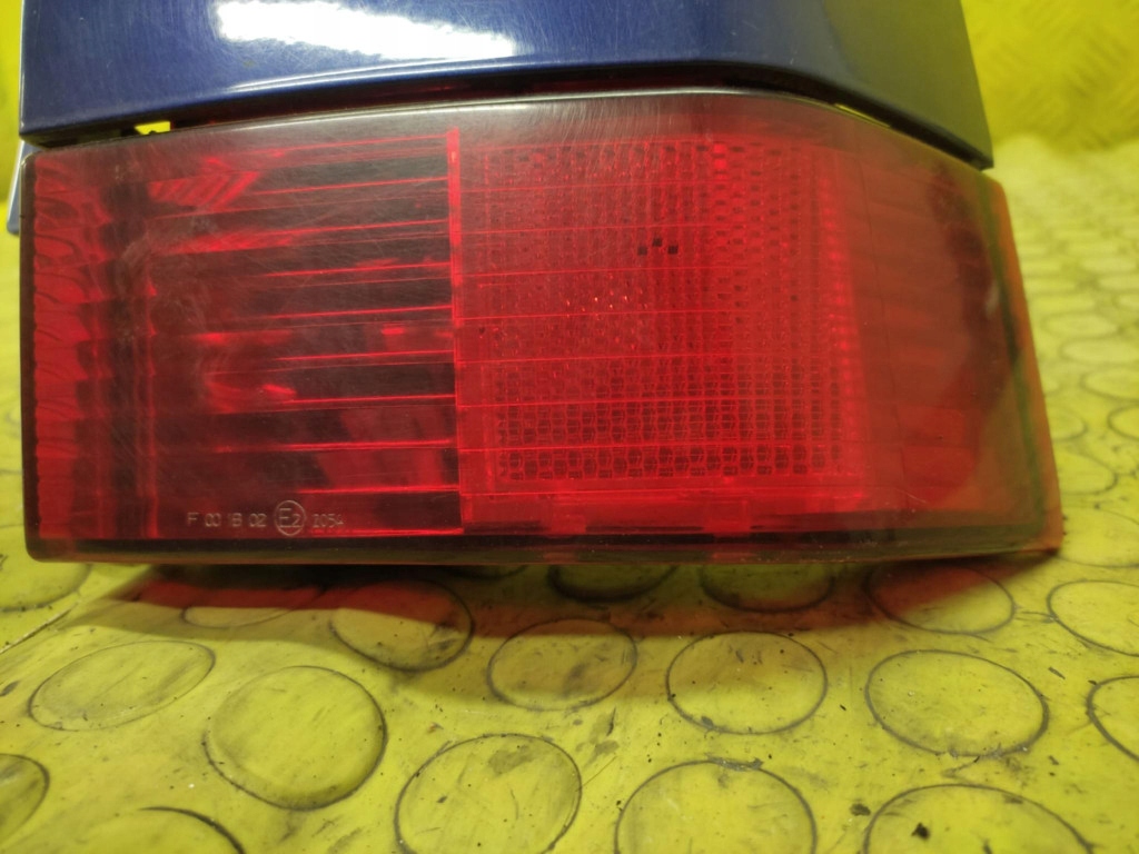 OPEL MERIVA A light right rear part 93294346