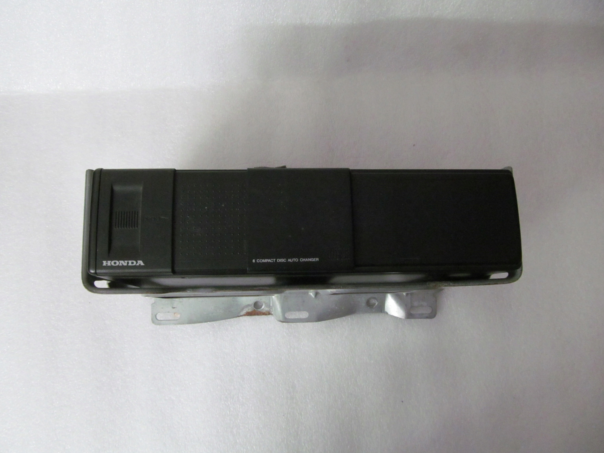 39110-SZ3-W010-M1 - HONDA LEGEND III 95-CD-ЧЕЙНДЖЕР