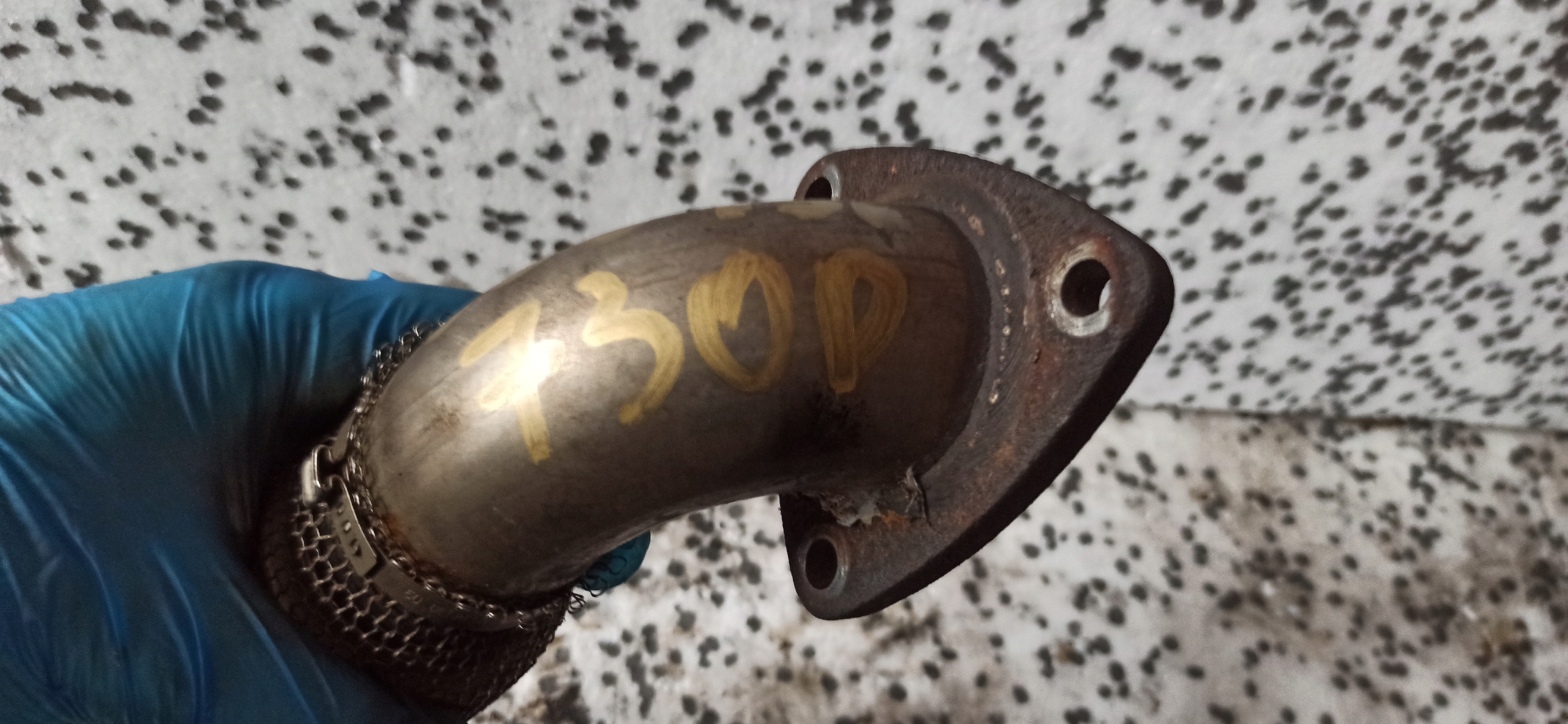 kupplung des abgaskrümmers A4 B6 B7 2.5 TDI 059131790D