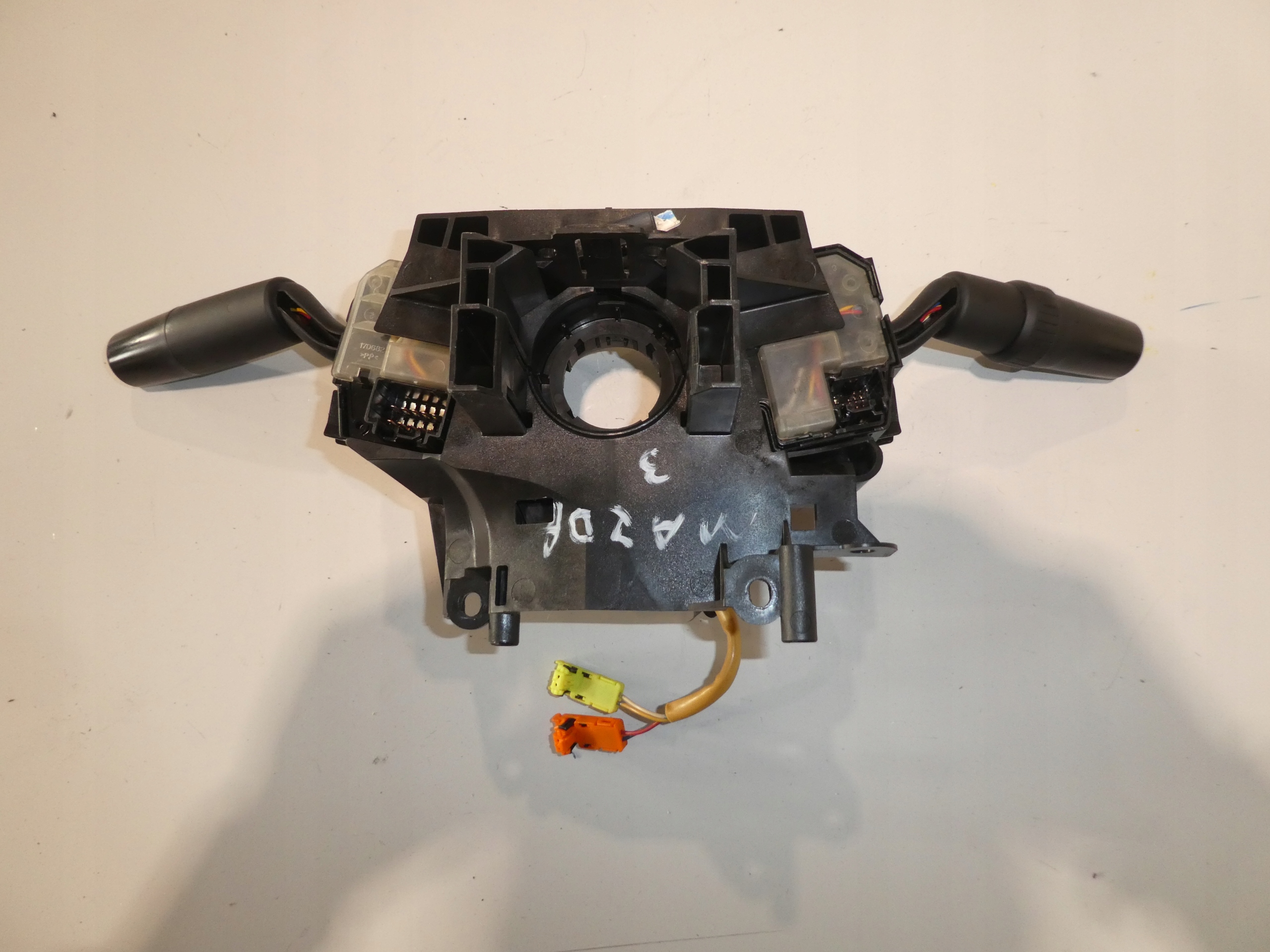 MAZDA 3 switch MANETKA BP4K 17D952