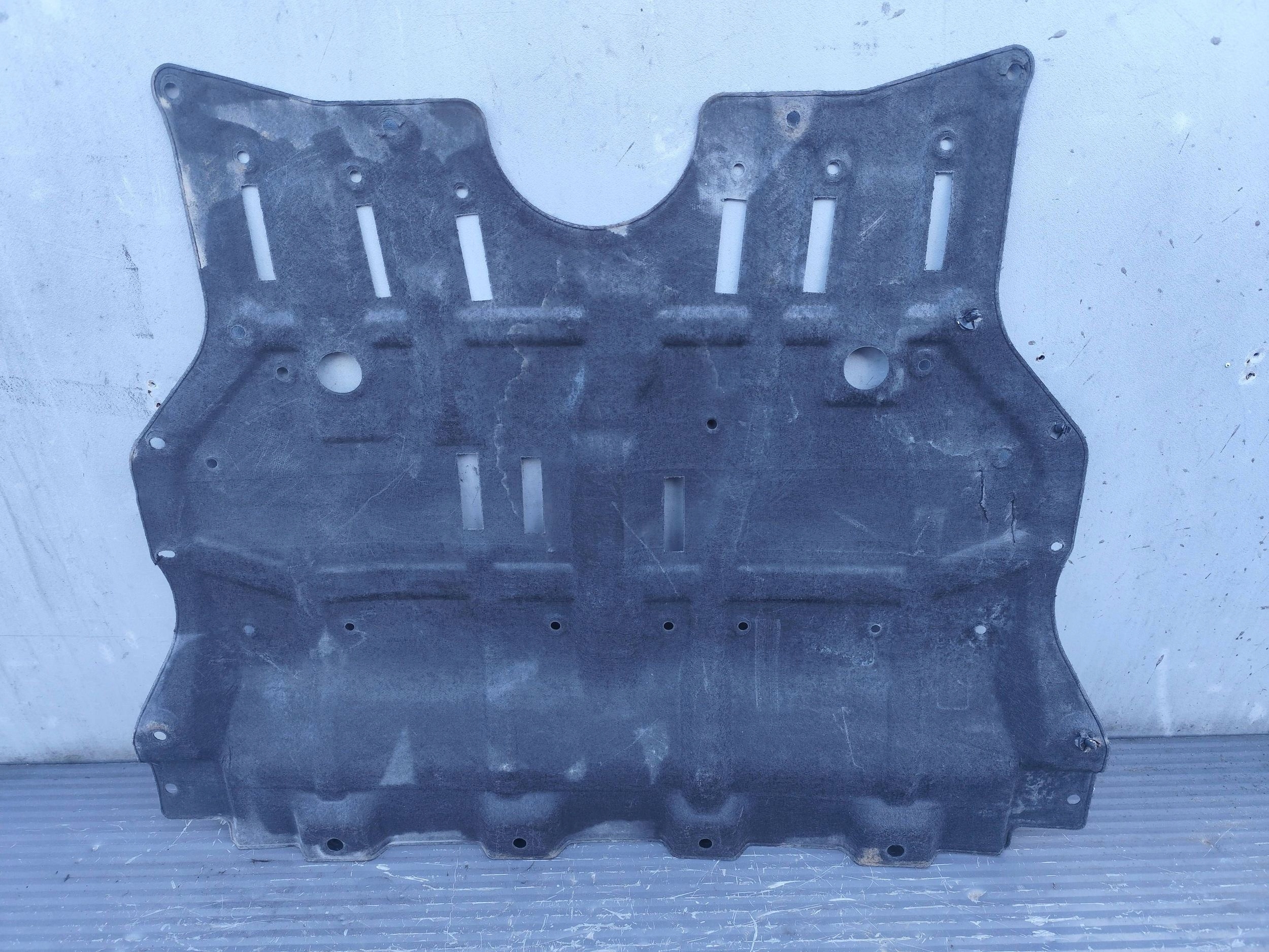 RENAULT AUSTRAL cover cover below engine
