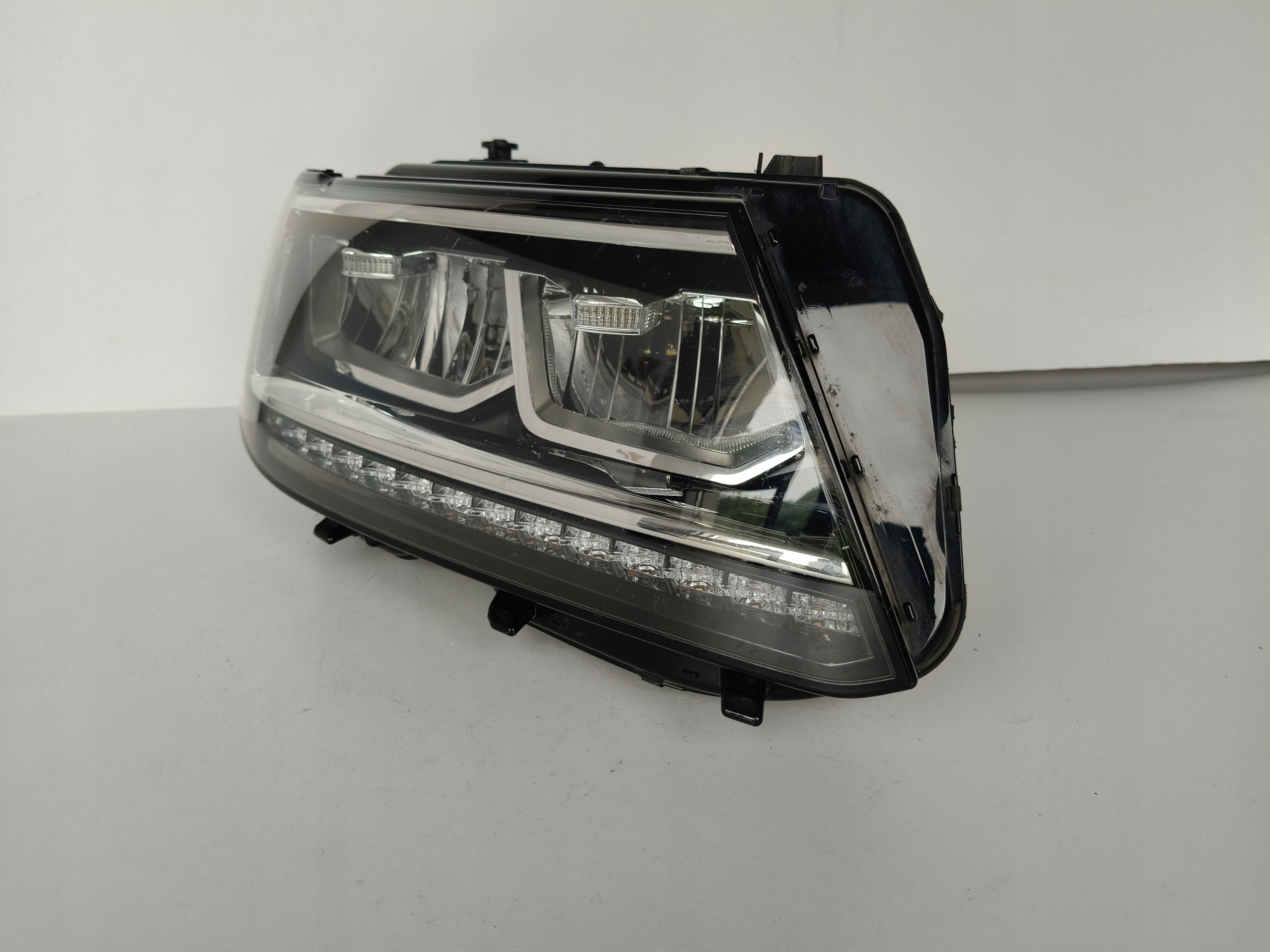 light right REFLEKTOR VW TIGUAN 5NA 16- FULL LED