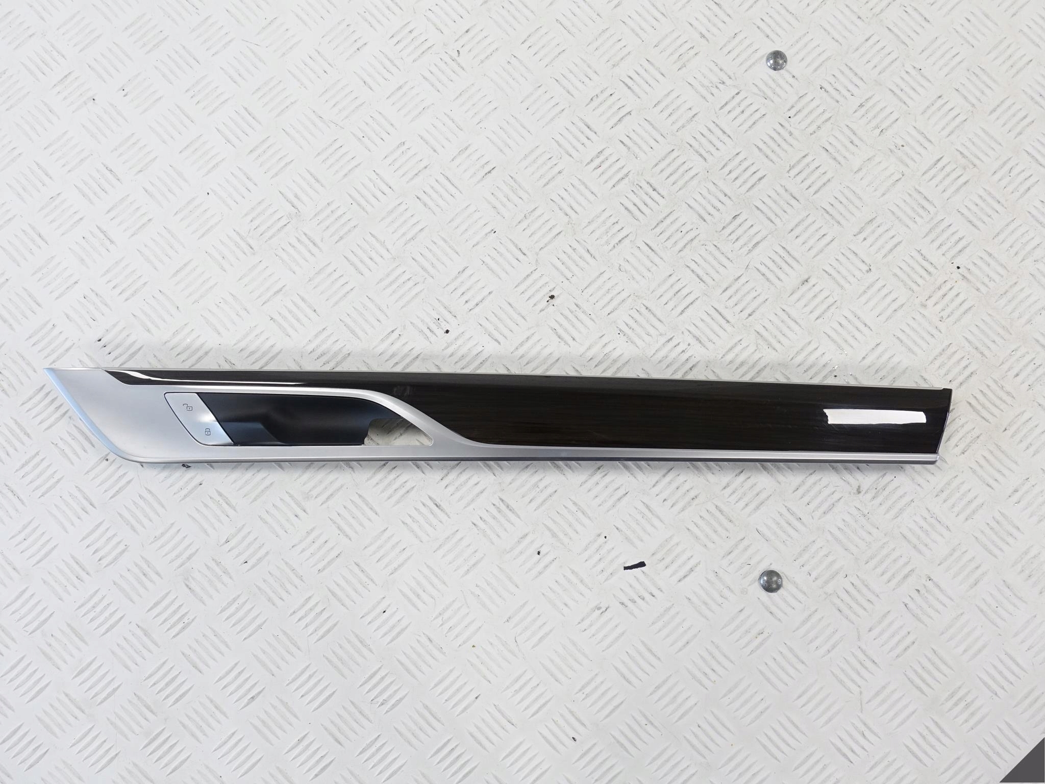 BMW 7 G11 G12 DEKOR decorative trim right front