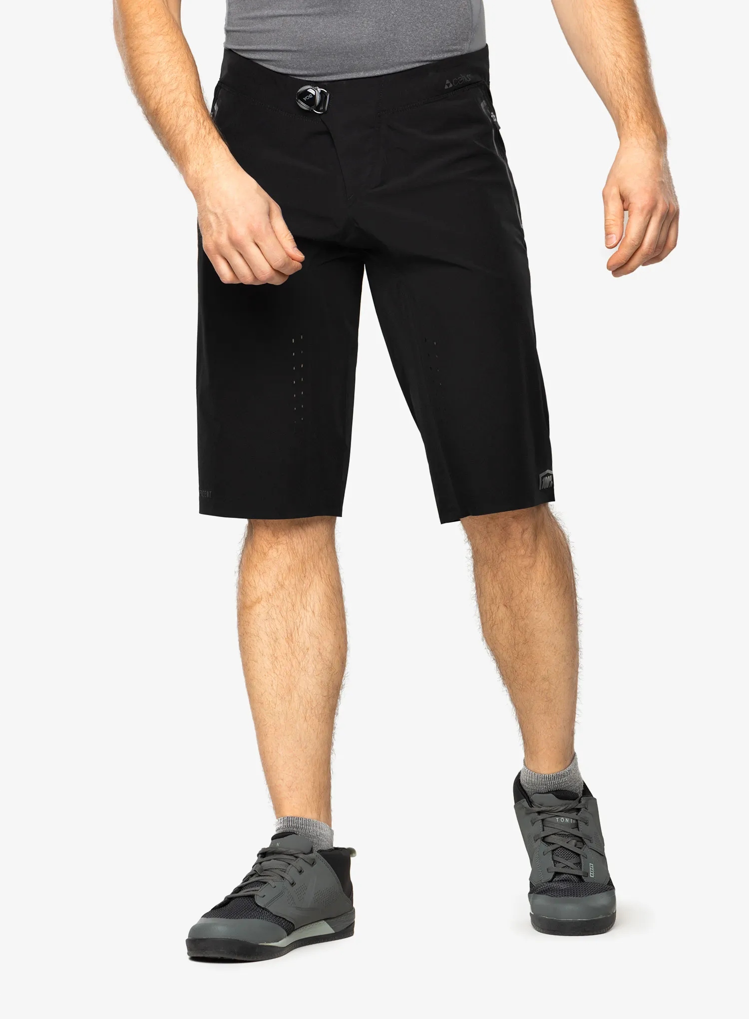 Spodenki rowerowe 100% Celium black 32 (M)
