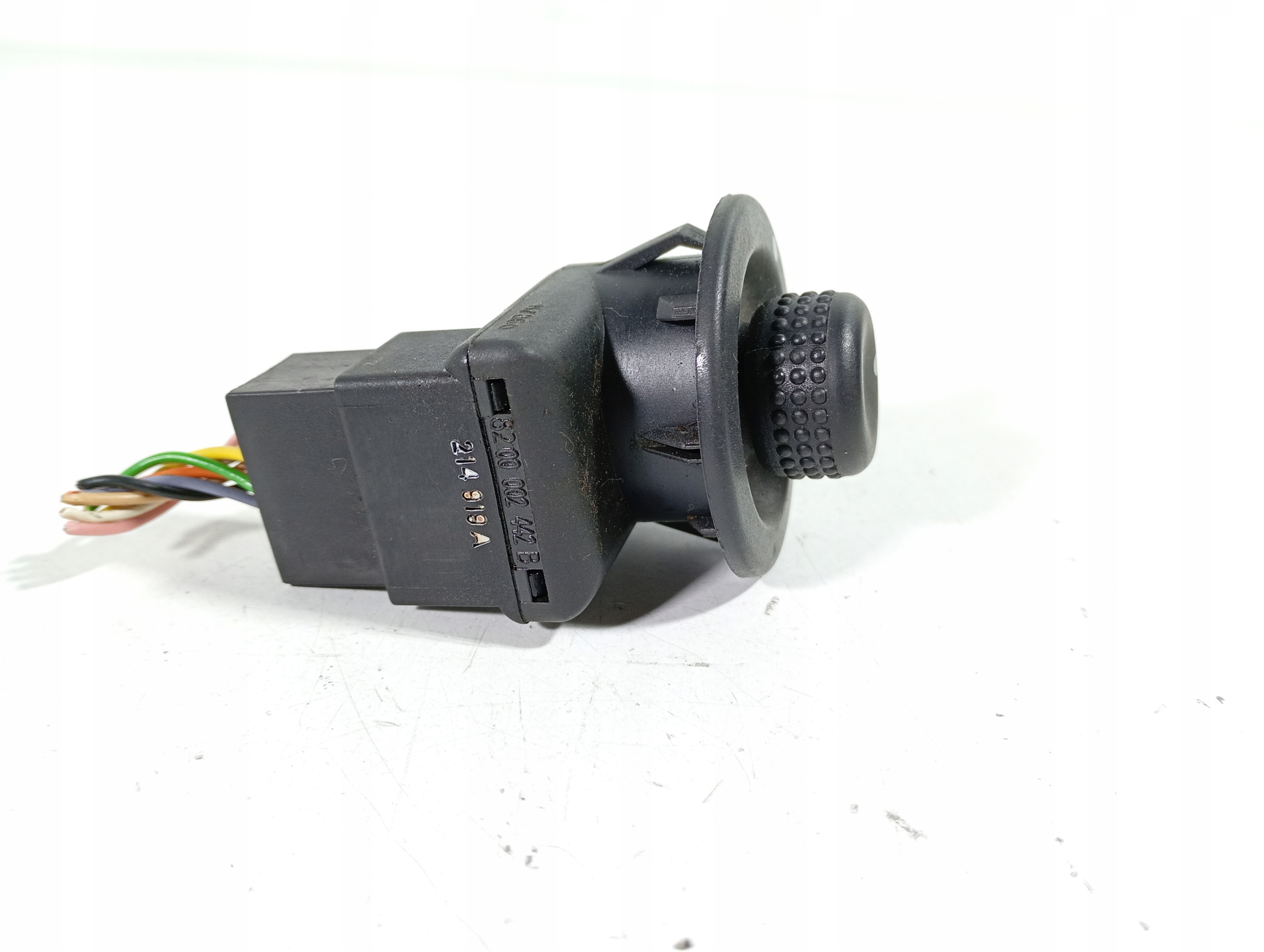 Dacia Logan 04-12 switch switch REGULACJA of mirrors OE 8200002442B