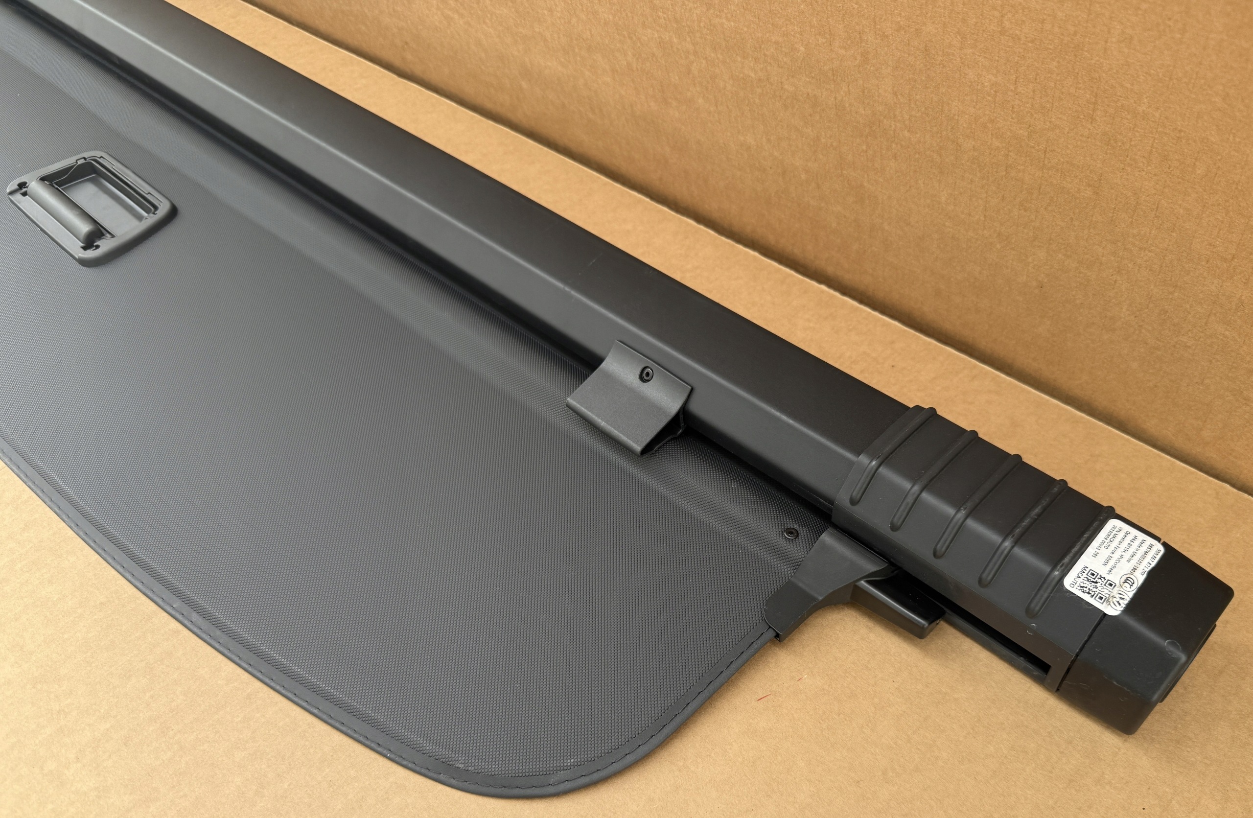 blinds boot VW TIGUAN ALLSPACE 5NN867871 as new original