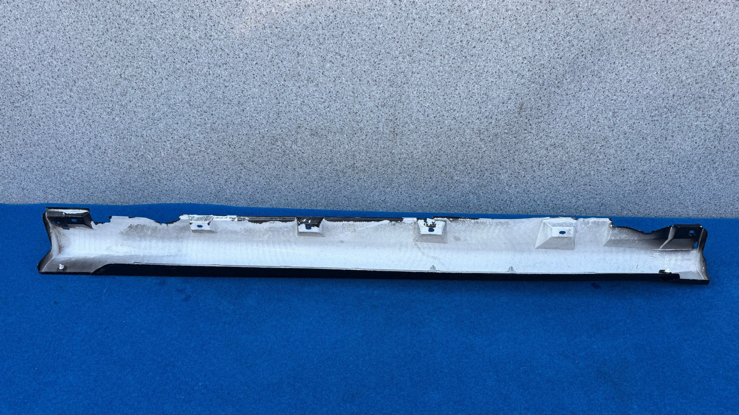 FORD FOCUS MK3 right moulding threshold threshold BM51A10154A H103R