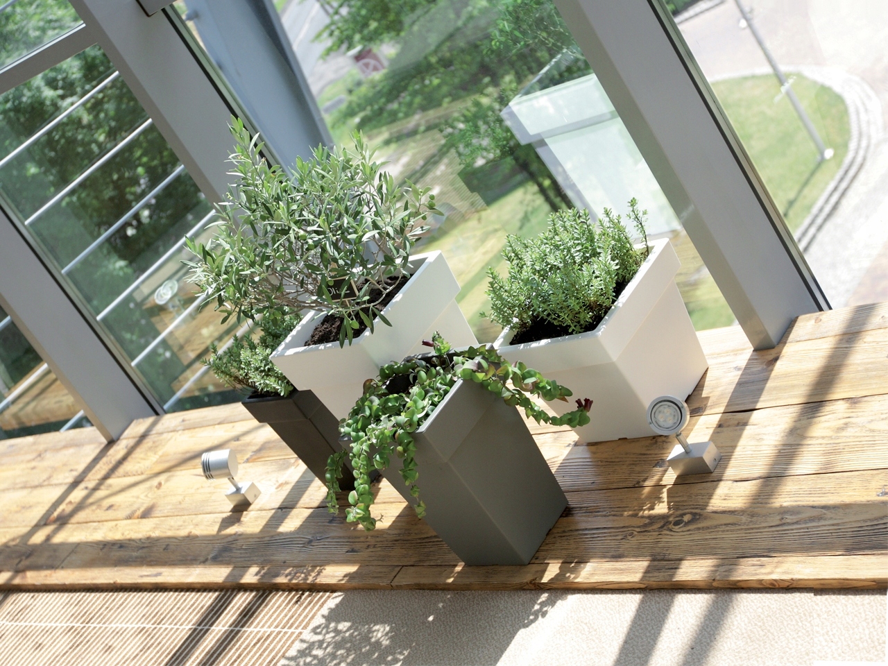 Doniczka na balustradę Lofly DLOFR250 | Antracyt — 6
