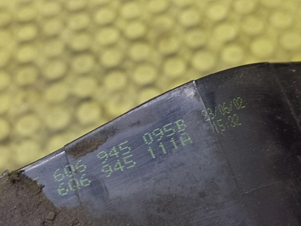 VW POLO IV light left rear part 6Q6945095B