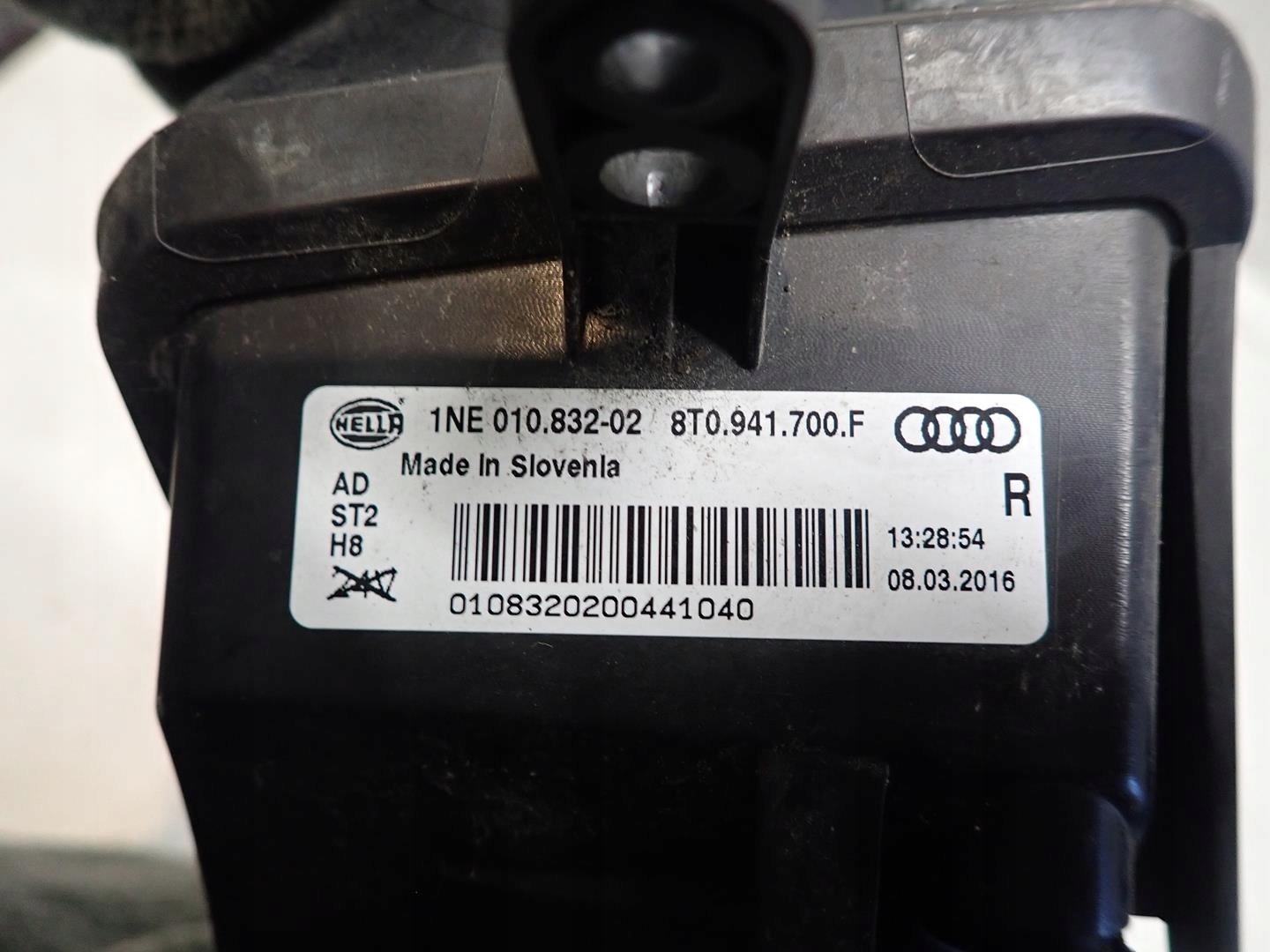 NEBELSCHEINWERFER RECHTS AUDI A5 LIFT 2012-2016 8T0941700F