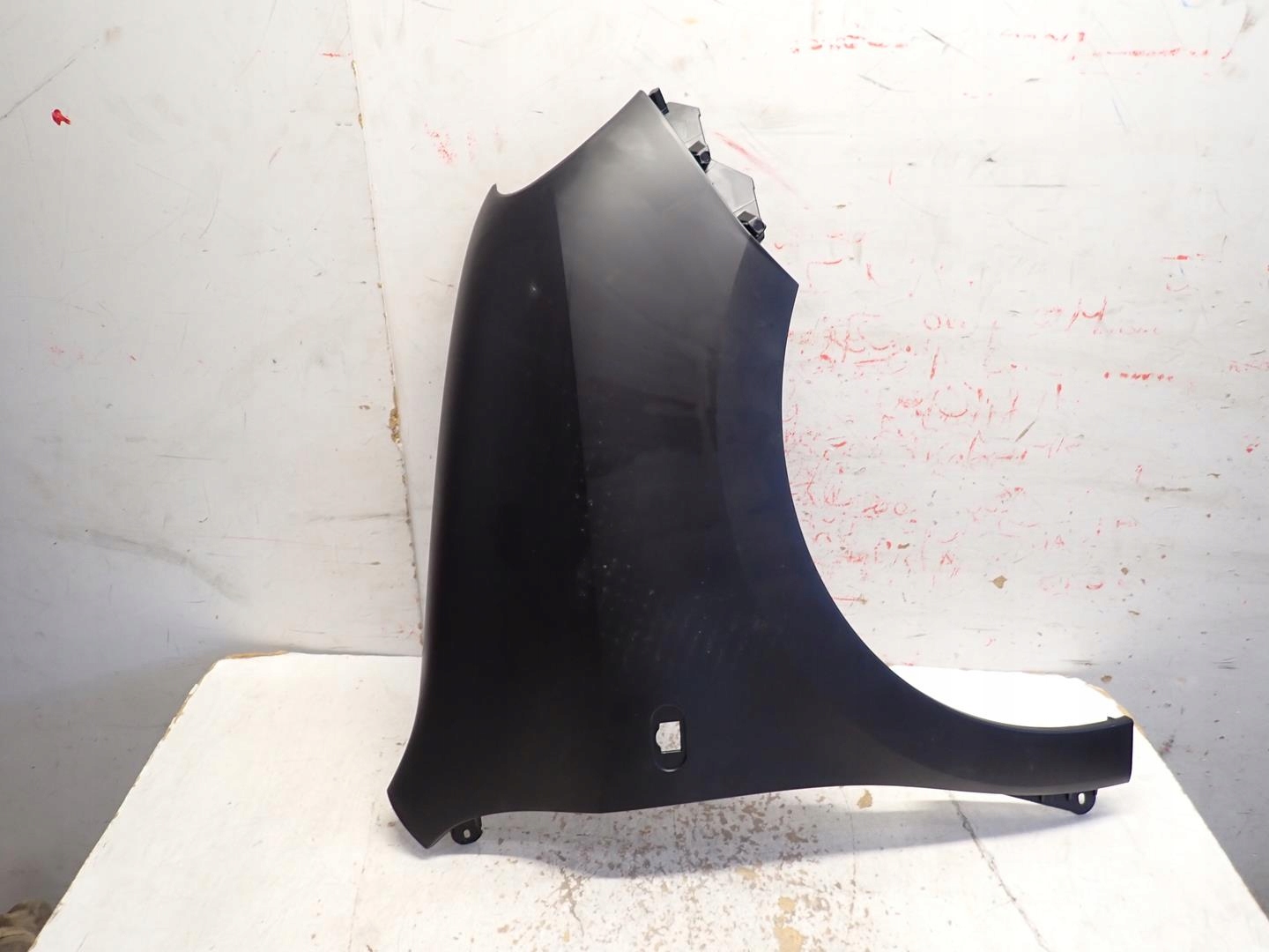 fender front front right RENAULT TWINGO III 2014- new orygina 631002849