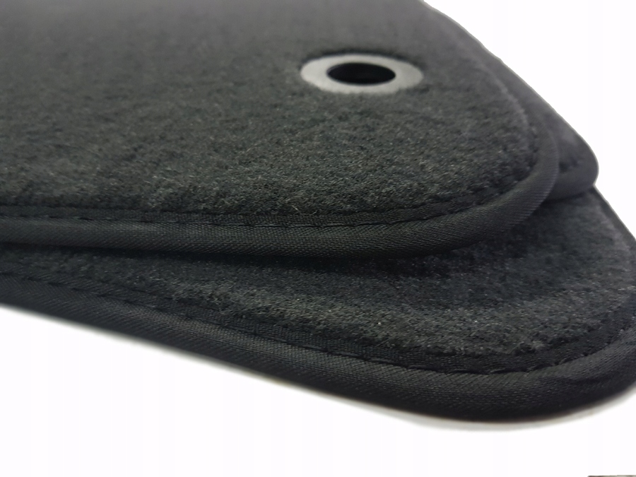 Amb Dywaniki pro Toyota Corolla Cross Hybrid 2022 velurové, prémiové