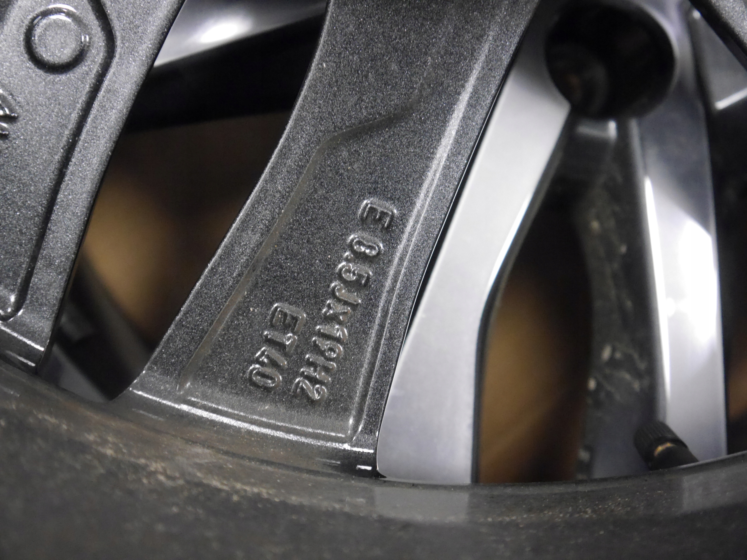 AUDI A6 C8 KOŁA MICHELIN 245/45/19 4K0601025H Rozstaw śrub 5x112