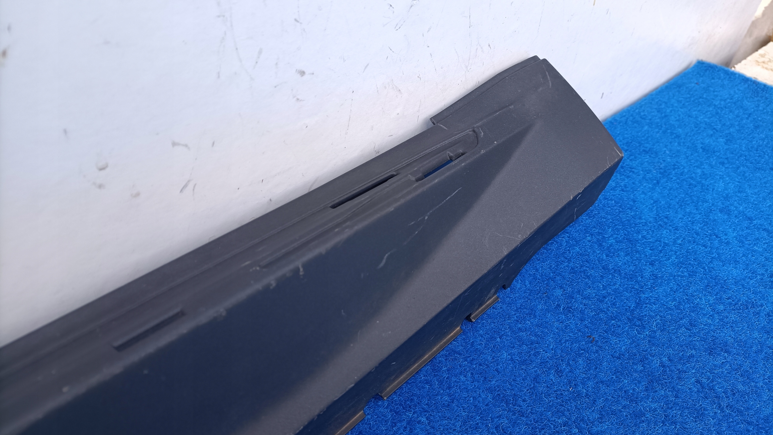 AUDI A4 B9 8W9 ALLROAD right cap moulding threshold 8W9853856E DK02LR