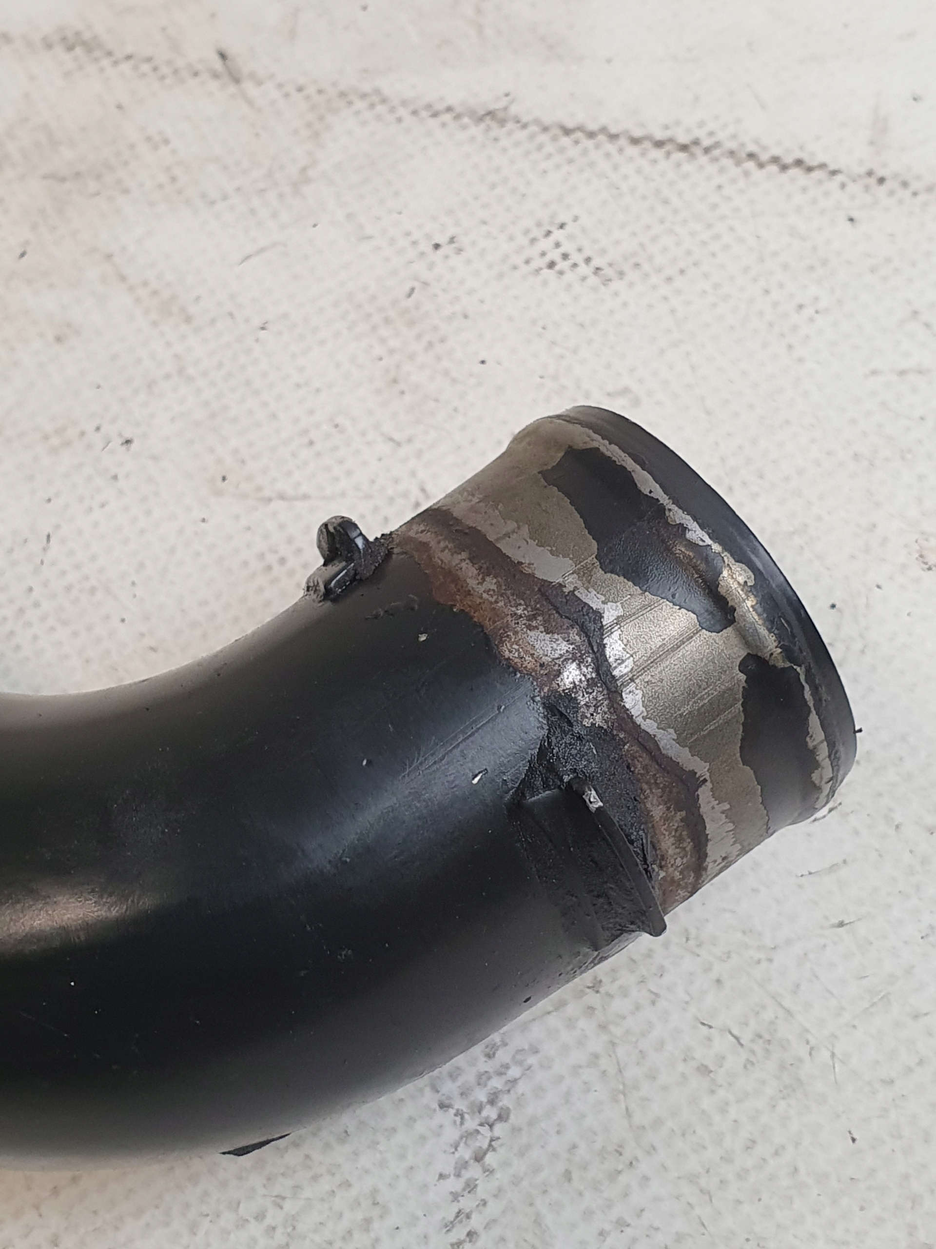 cijev prijenos interkulera OE 1H0145834E 2.5 TDI AUDI A6 C5 02r.