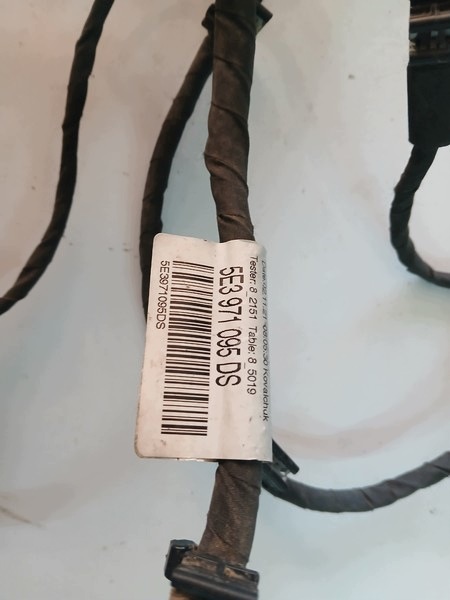 instalacija senzora PDC prednji dio SKODA OCTAVIA IV 5E3971095DS