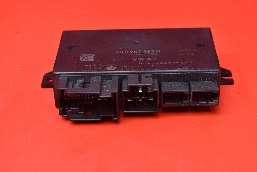 control unit module HAKA 5Q0907383H SKODA SUPERB 3 III 15-20