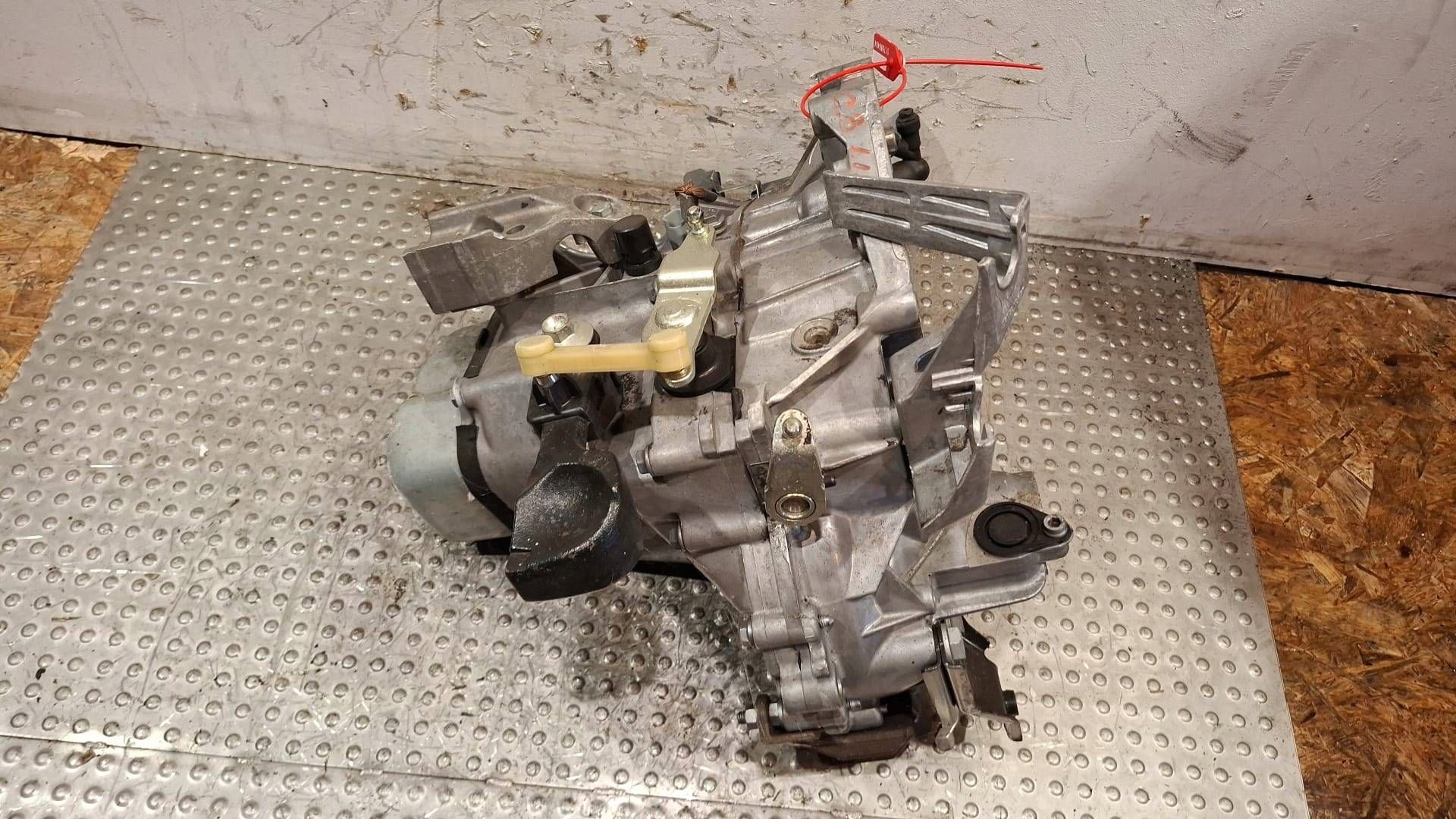 Getriebe 20CQ08 Citroen C2 C3 1.1 8V