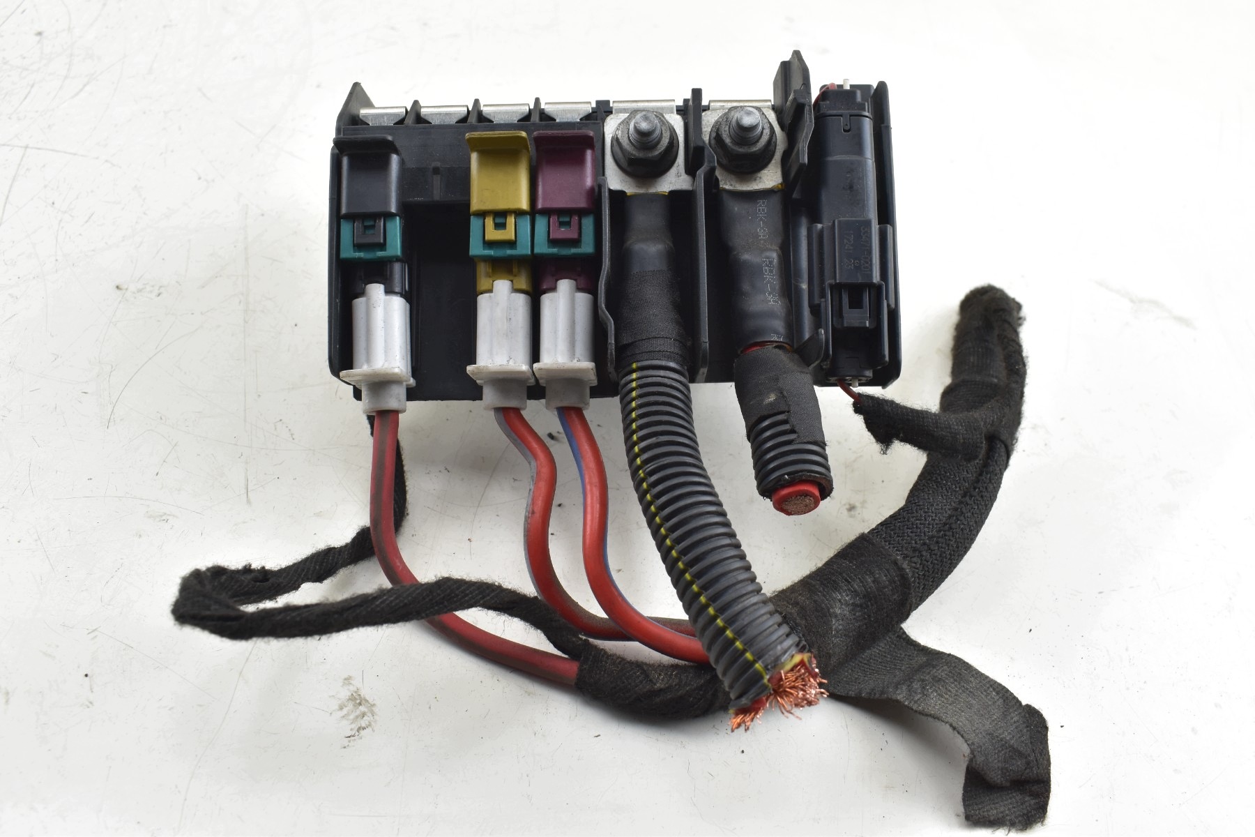 distributor Pradu fuse box Opel Insignia B 33311586