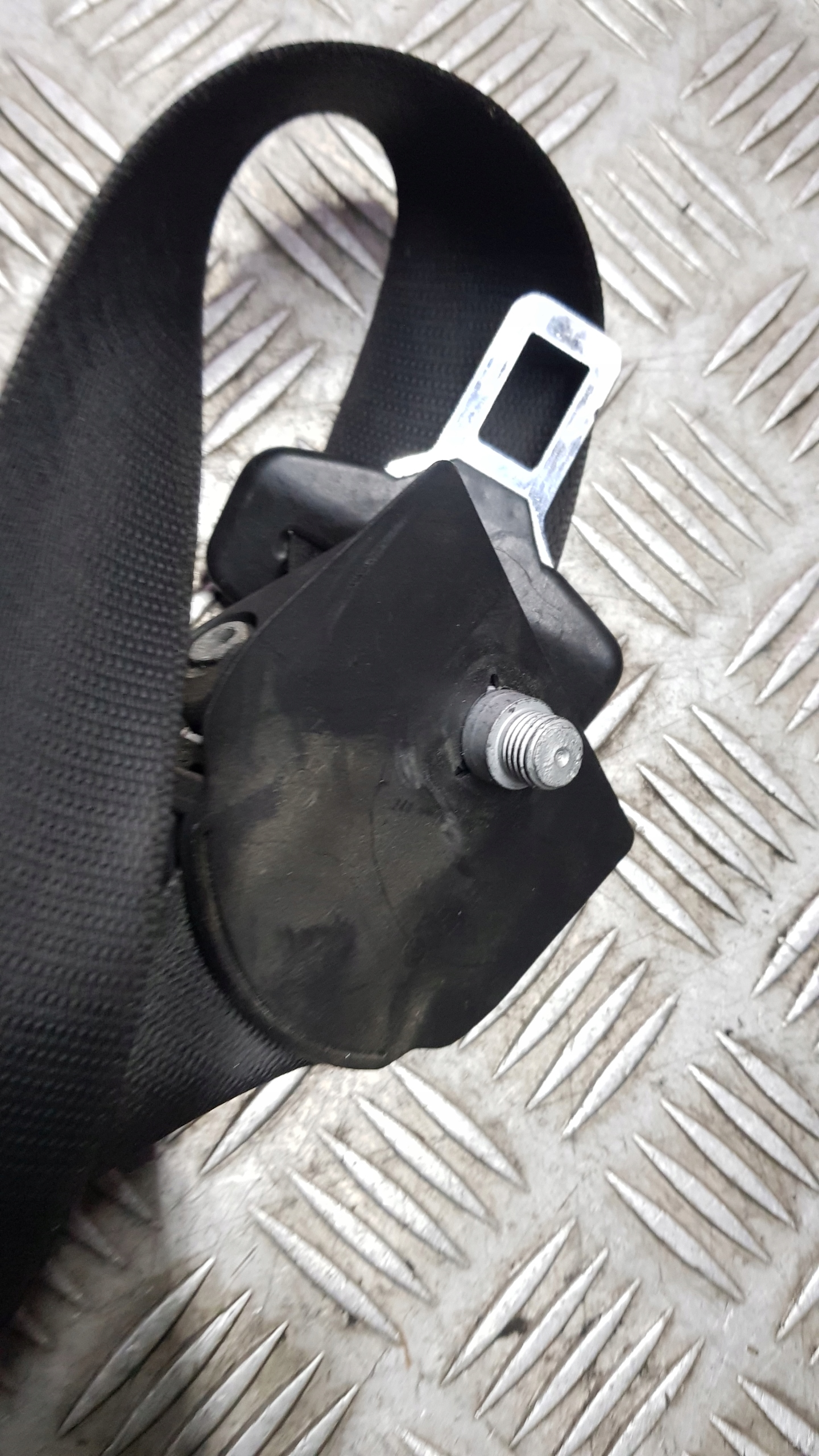 MERCEDES W211 tension belt safety left front