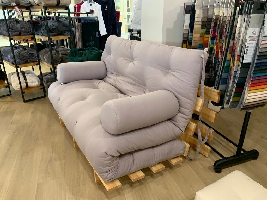 Ławka pod futon 140x200 cm z funkcją rozkładana Wysokość produktu 16 cm