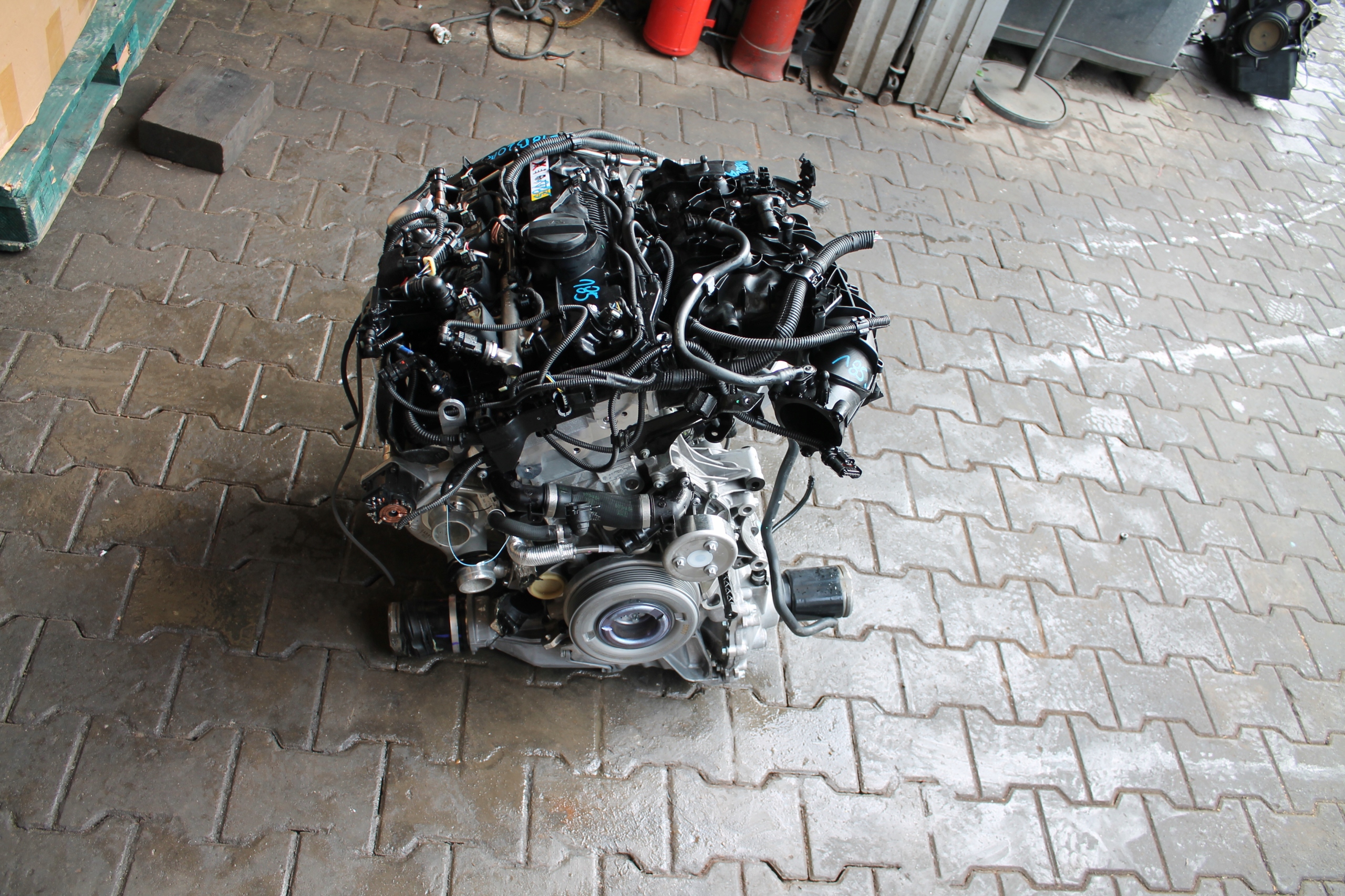 engine complete BMW X1 X3 B48B20A 17 TYSKM
