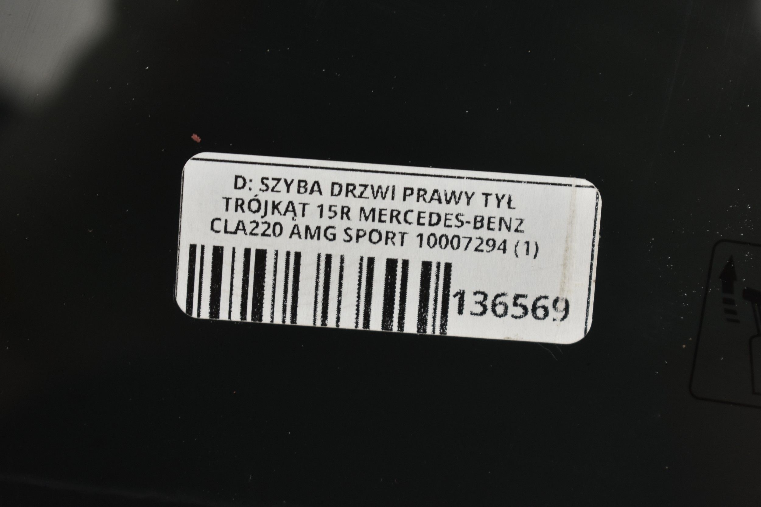 SZYBA DRZWI PRAWY TYŁ MAŁA MERCEDES CLA W117 2015 Typ samochodu Samochody osobowe