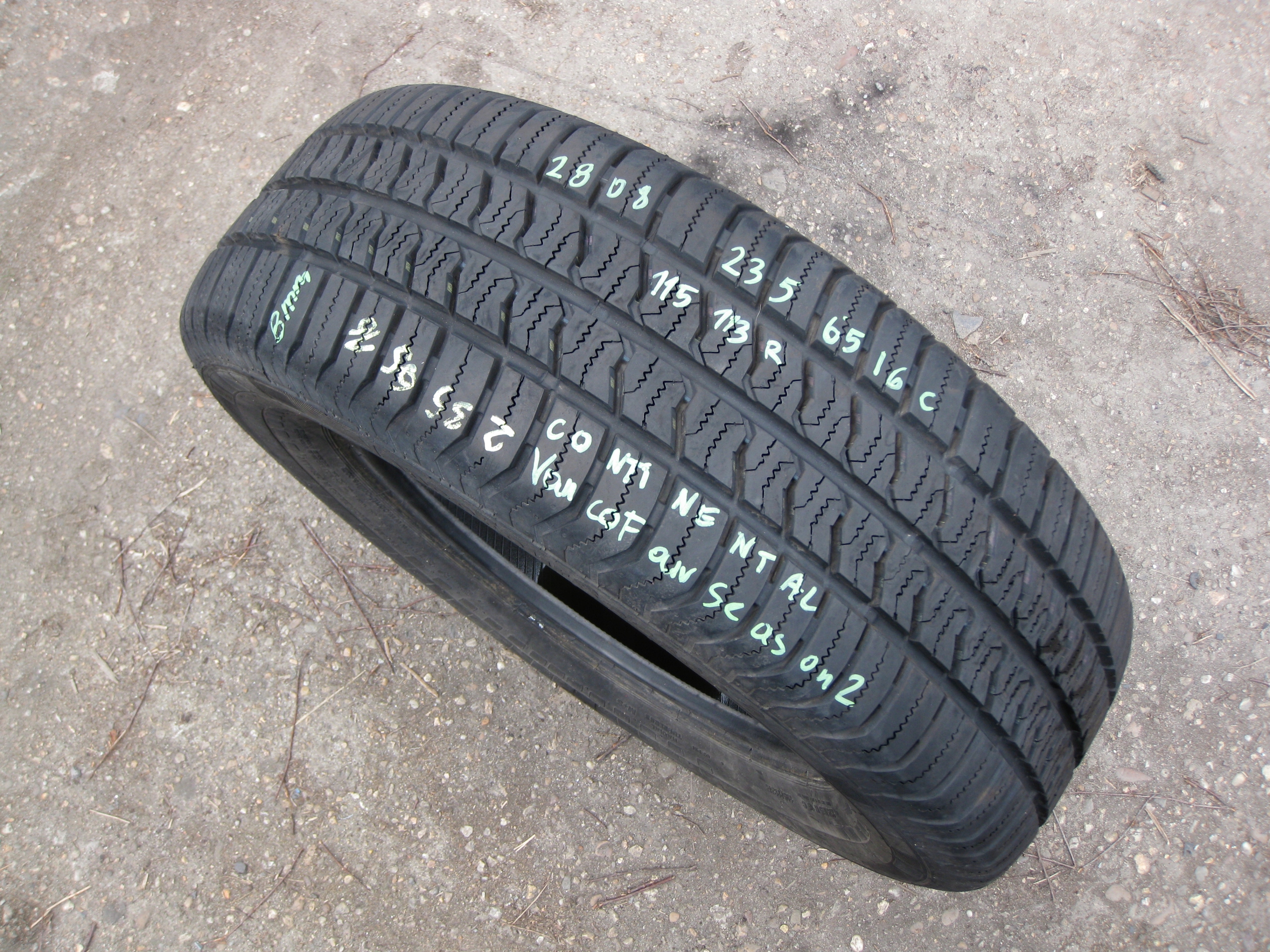 gomma CONTINENTAL VanContact 4Season 2 235/65R16 8MM