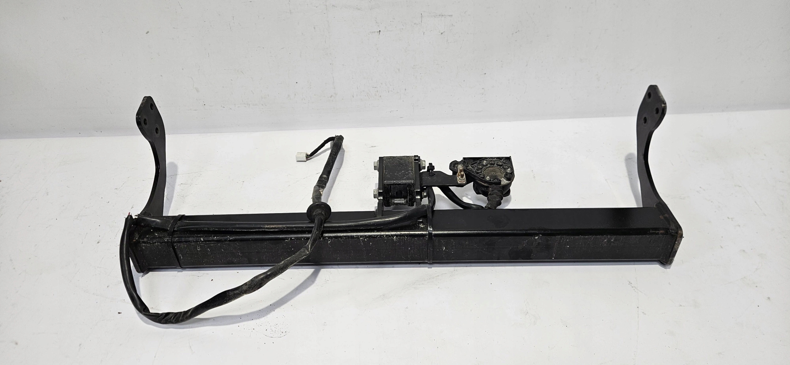 tow LEXUS NX II 21- original PW960-78002