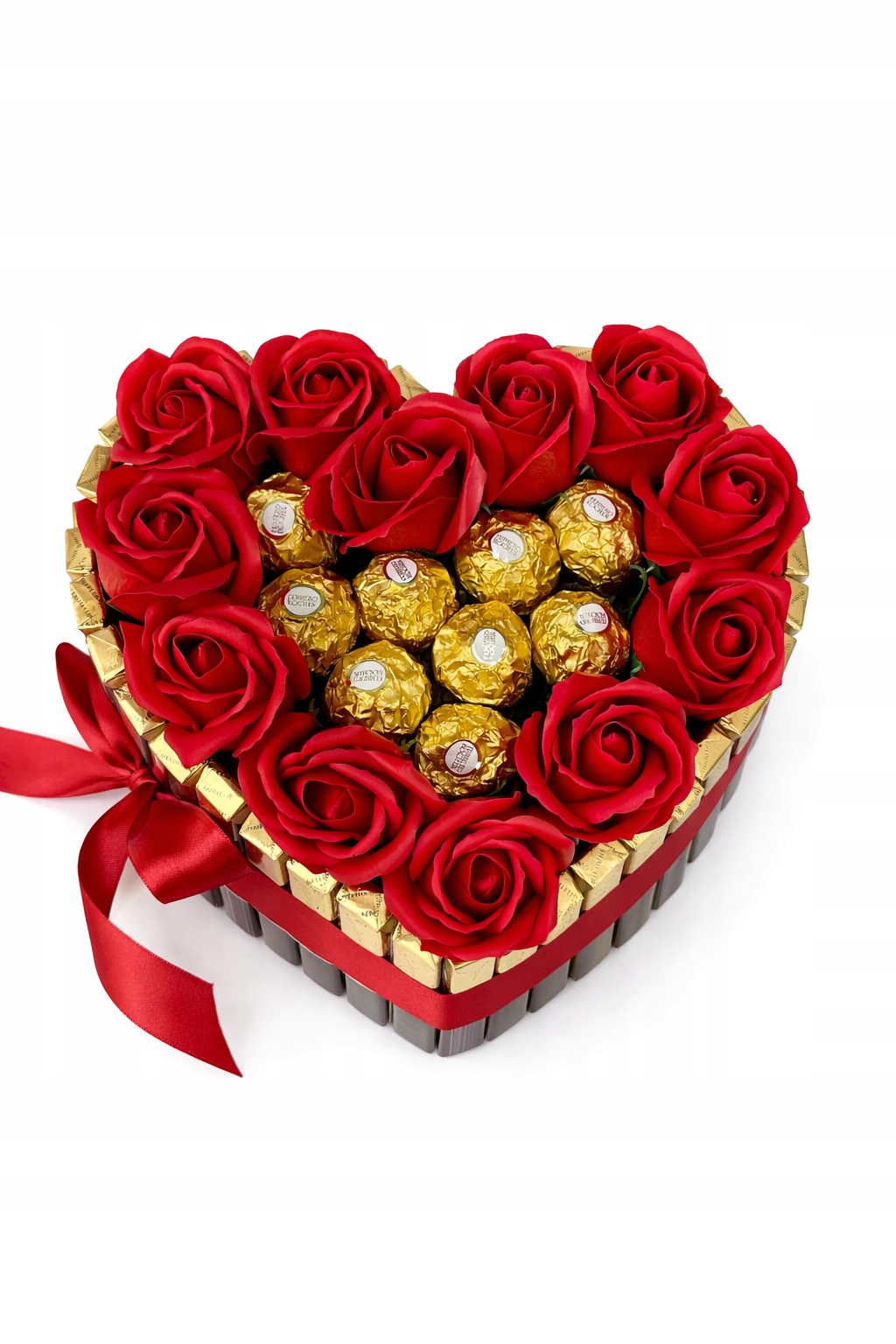 Kytice ze sladkostí Mýdlové srdce Ferrero Rocher Růže na Valentýna