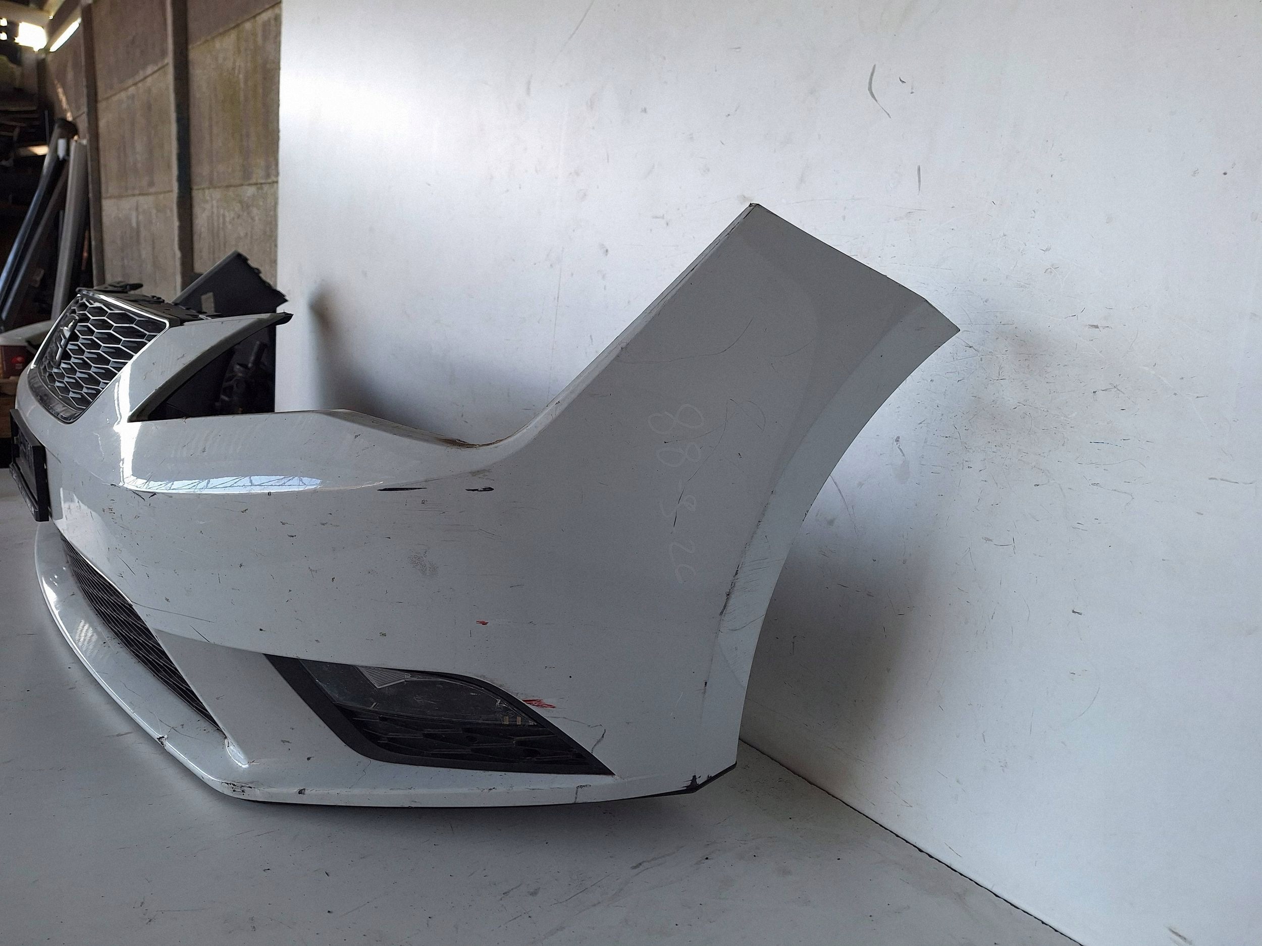 SEAT LEON III 13-17 bumper 5F0807221