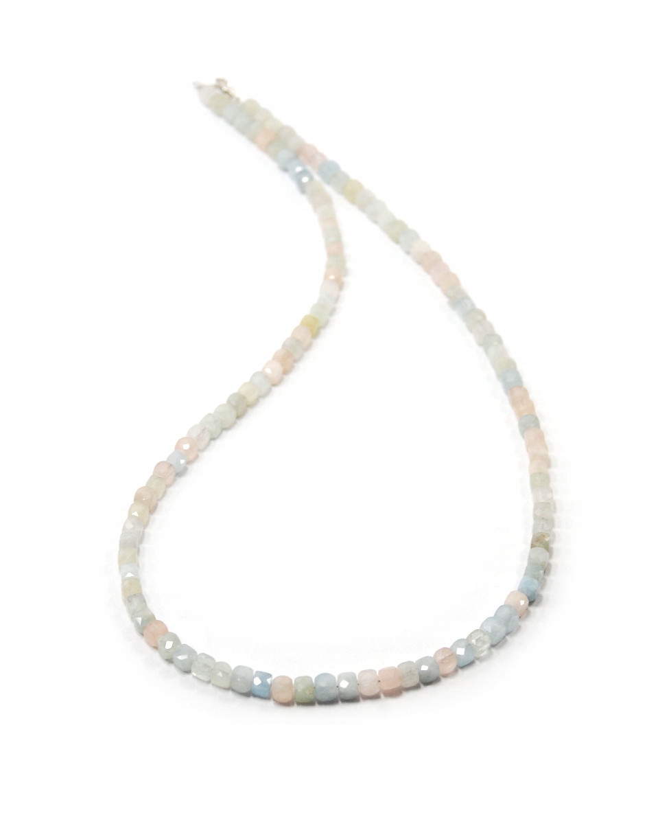 Přírodní náhrdelník Beryle Morganit Akvamarín kostky fazetované 4mm stříbro