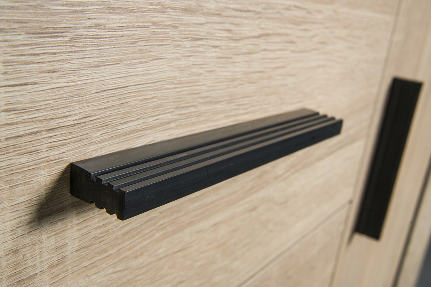 Witryna kredens z szufladami do salonu DALLAS D17 Głębokość mebla 43.5 cm