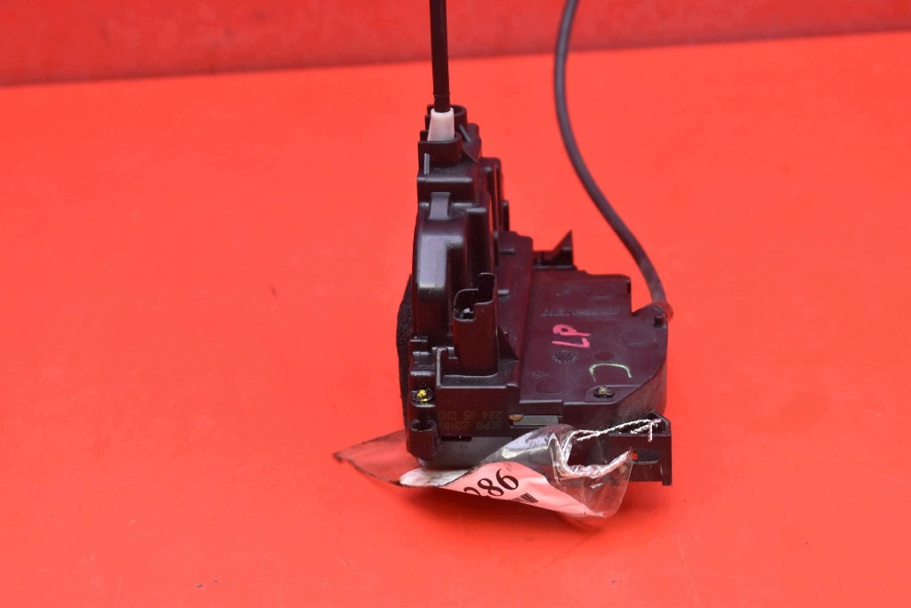lock door left front front EU 300123-C RENAULT CLIO 3 III 5D 05-09