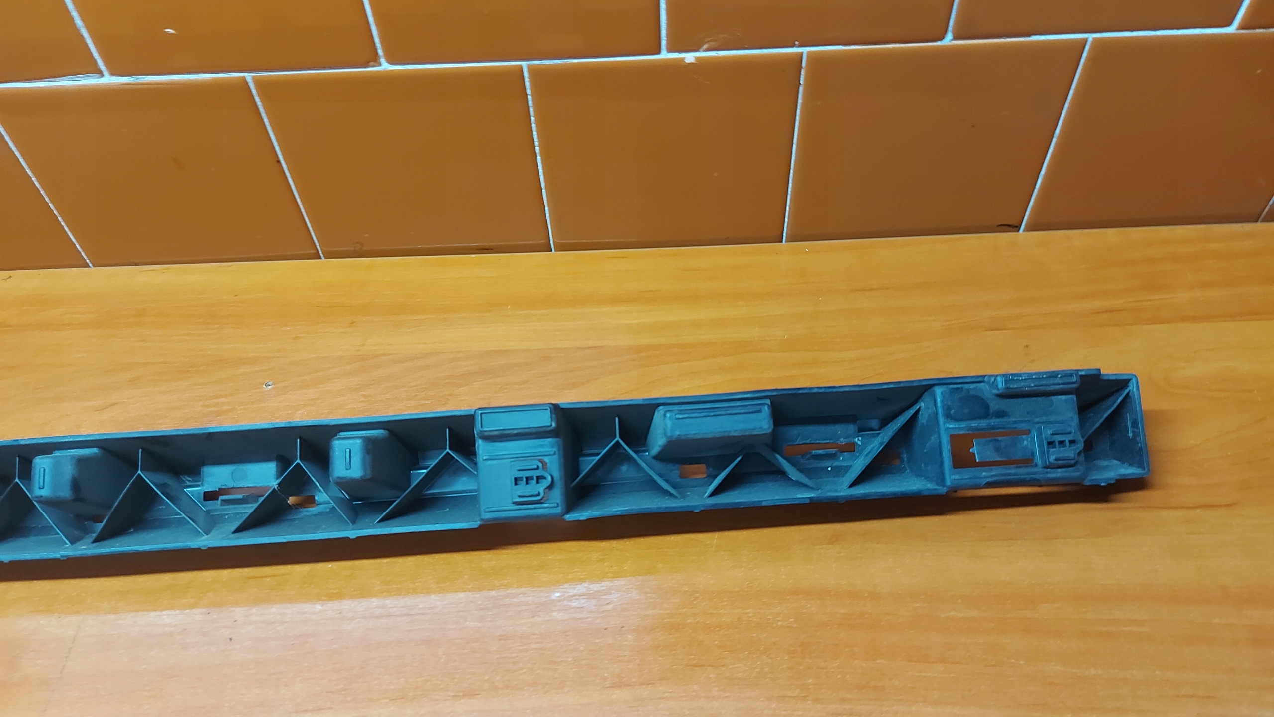 bumper bracket right central rear part rear VOLVO S60 II 19