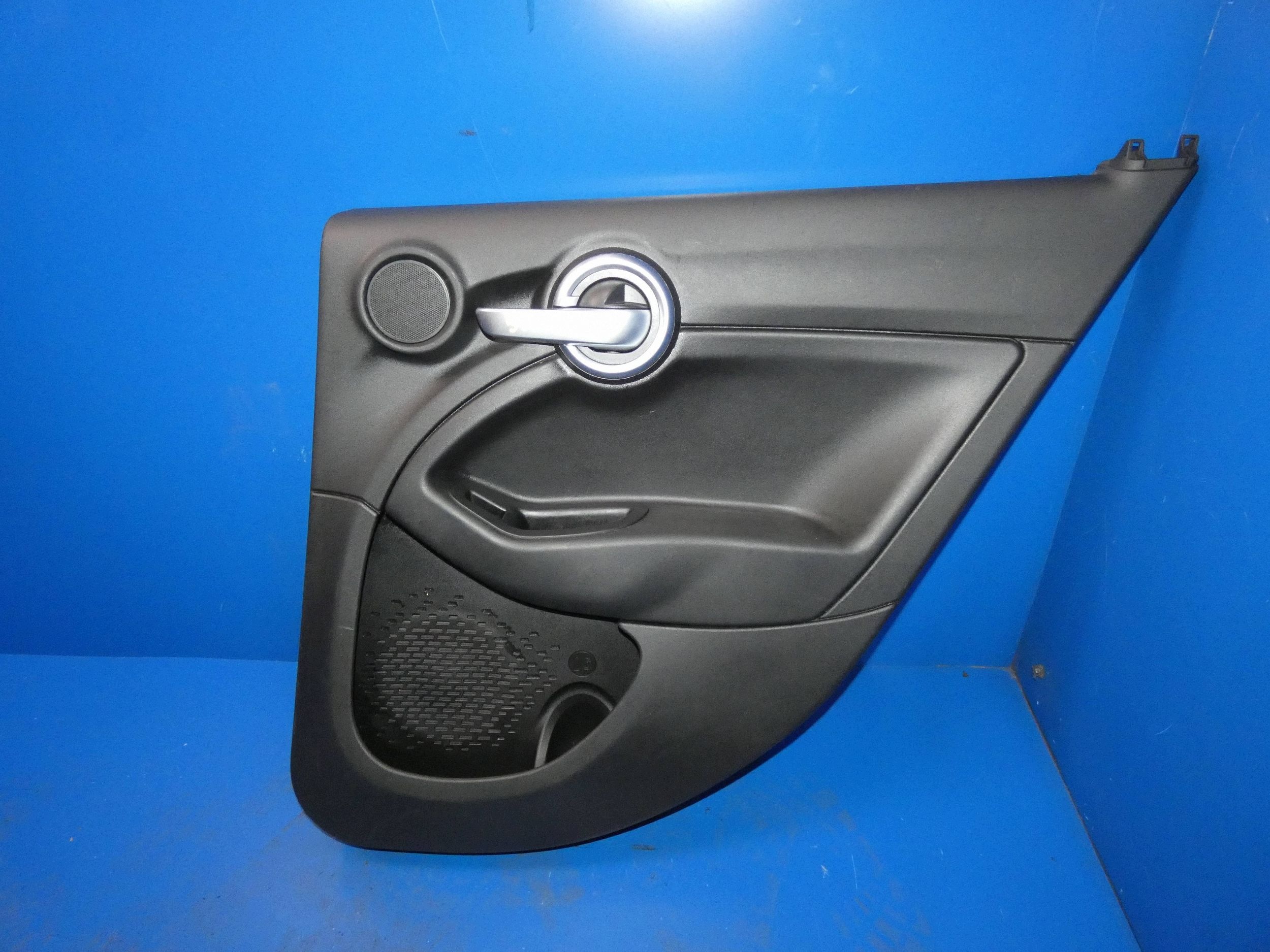 FIAT 500X side door right rear part rear