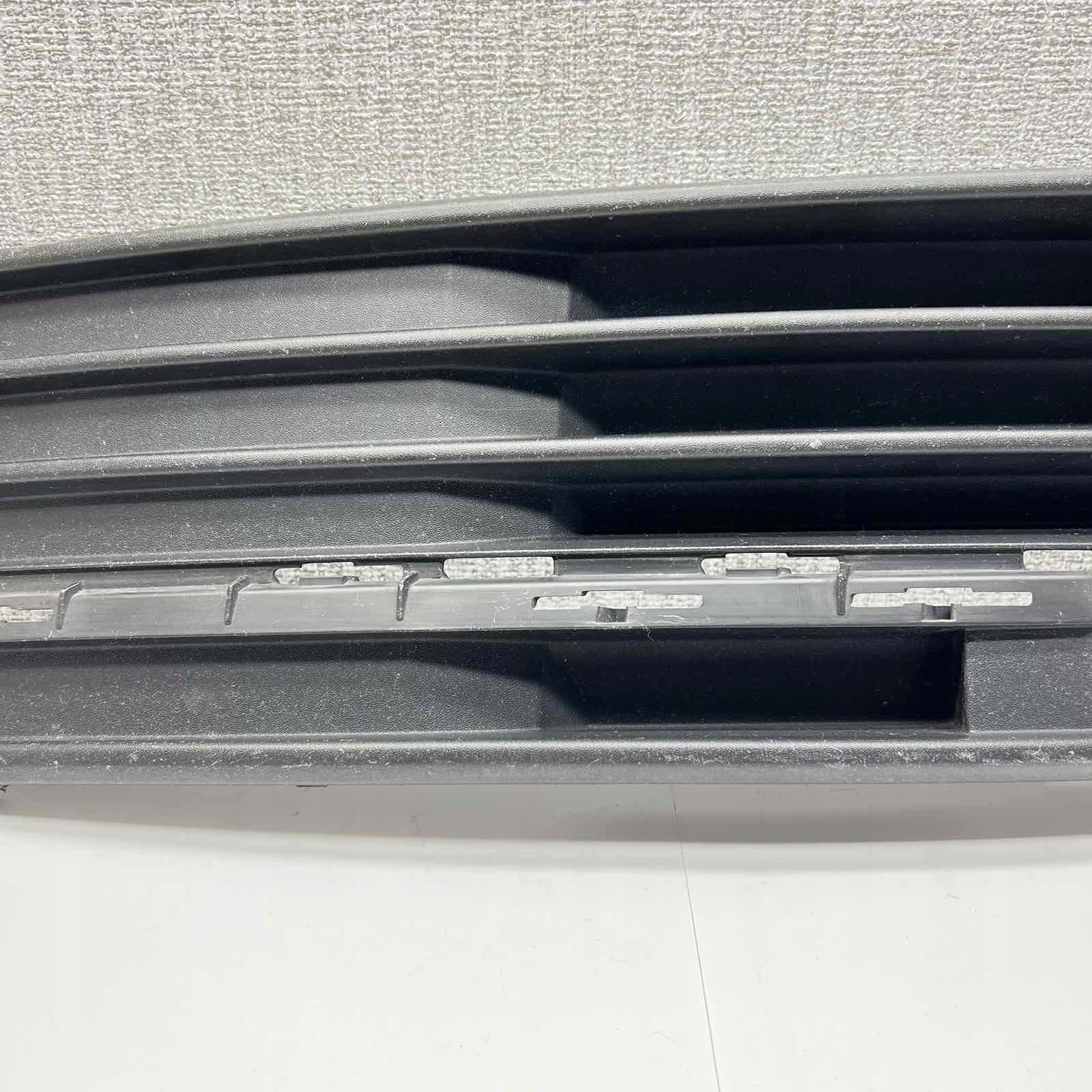VW TRANSPORTER T6 2015-2019 grill der stoßstange links oben 7E5853683