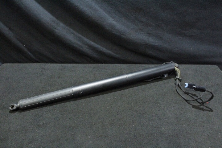 7459681 - Привод телескопический заслонки электрический BMW F39 X2