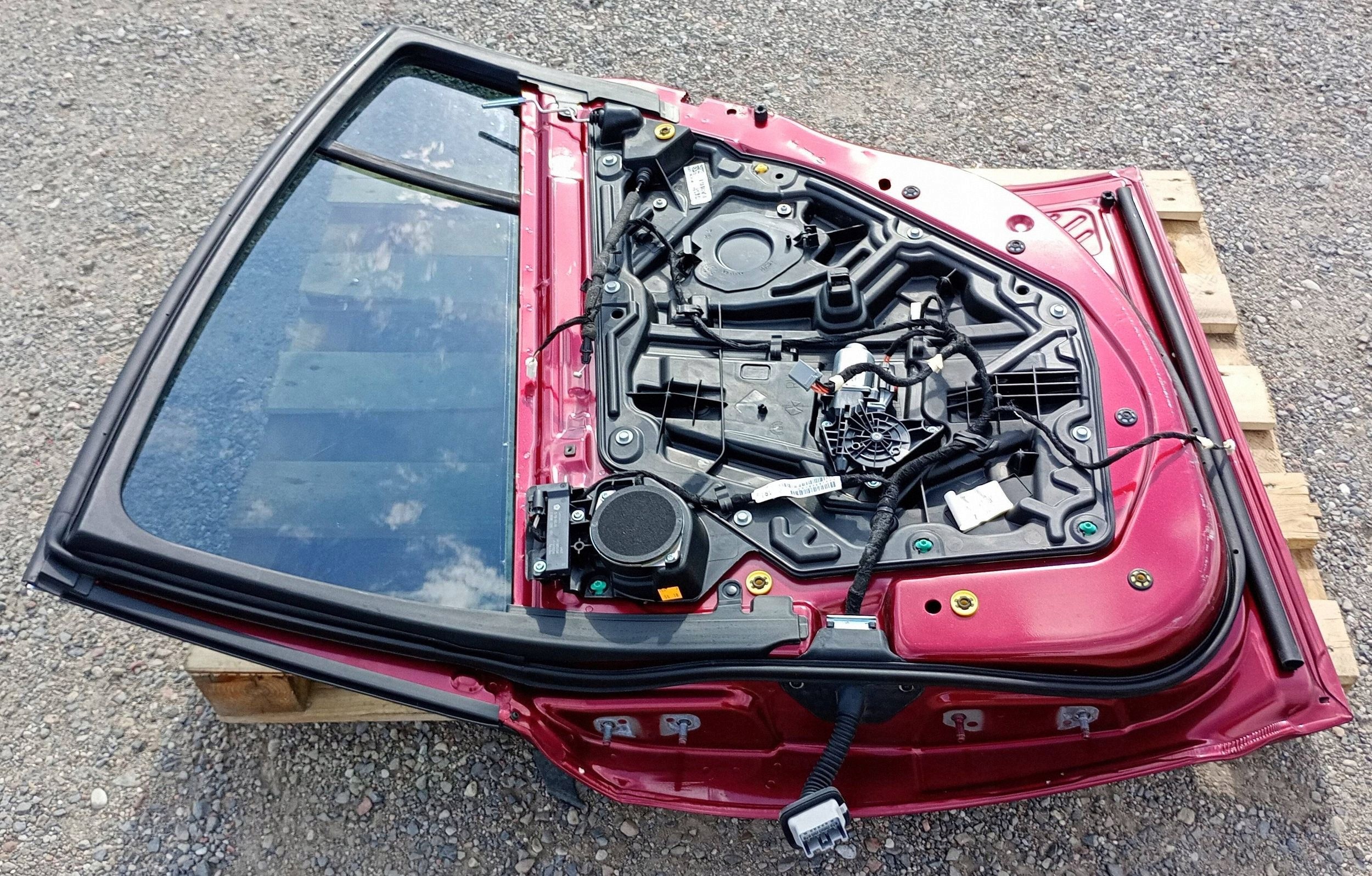 door right rear part rear. right complete Dodge Charger 2015
