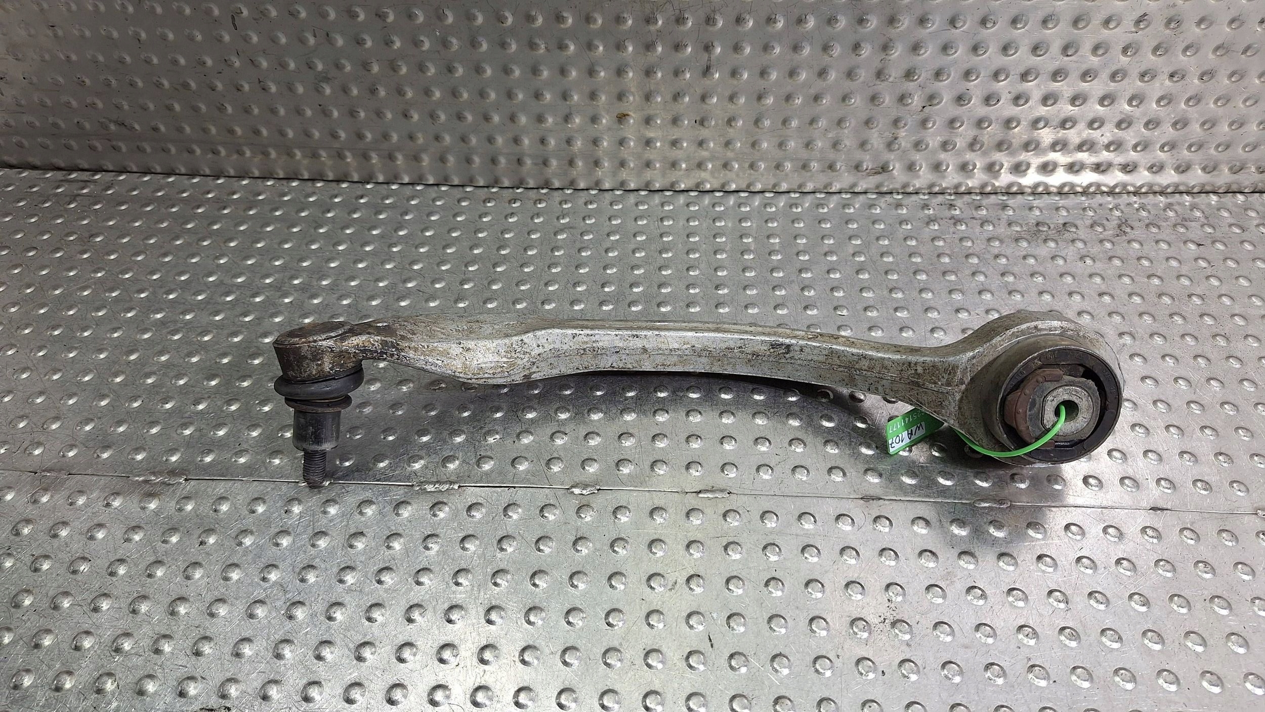 arm right front 8E0407694 AUDI A4 B6 B7 EXEO