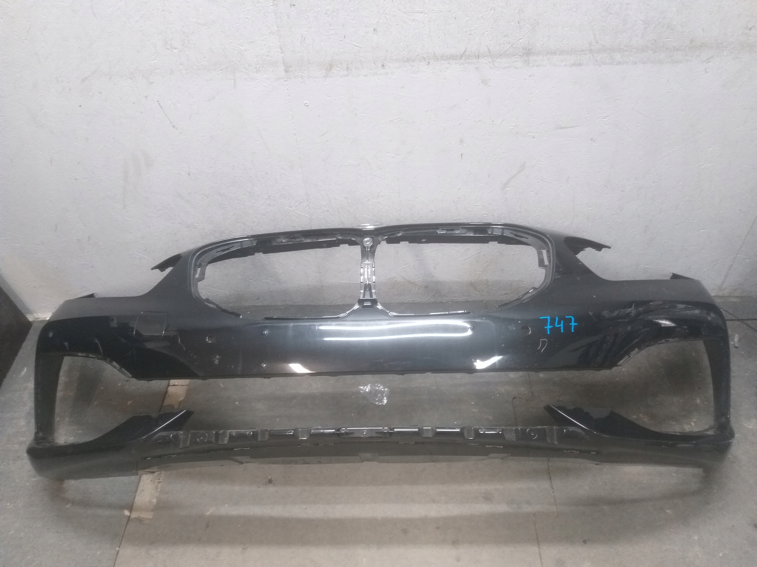 bumper front BMW and 1 F40