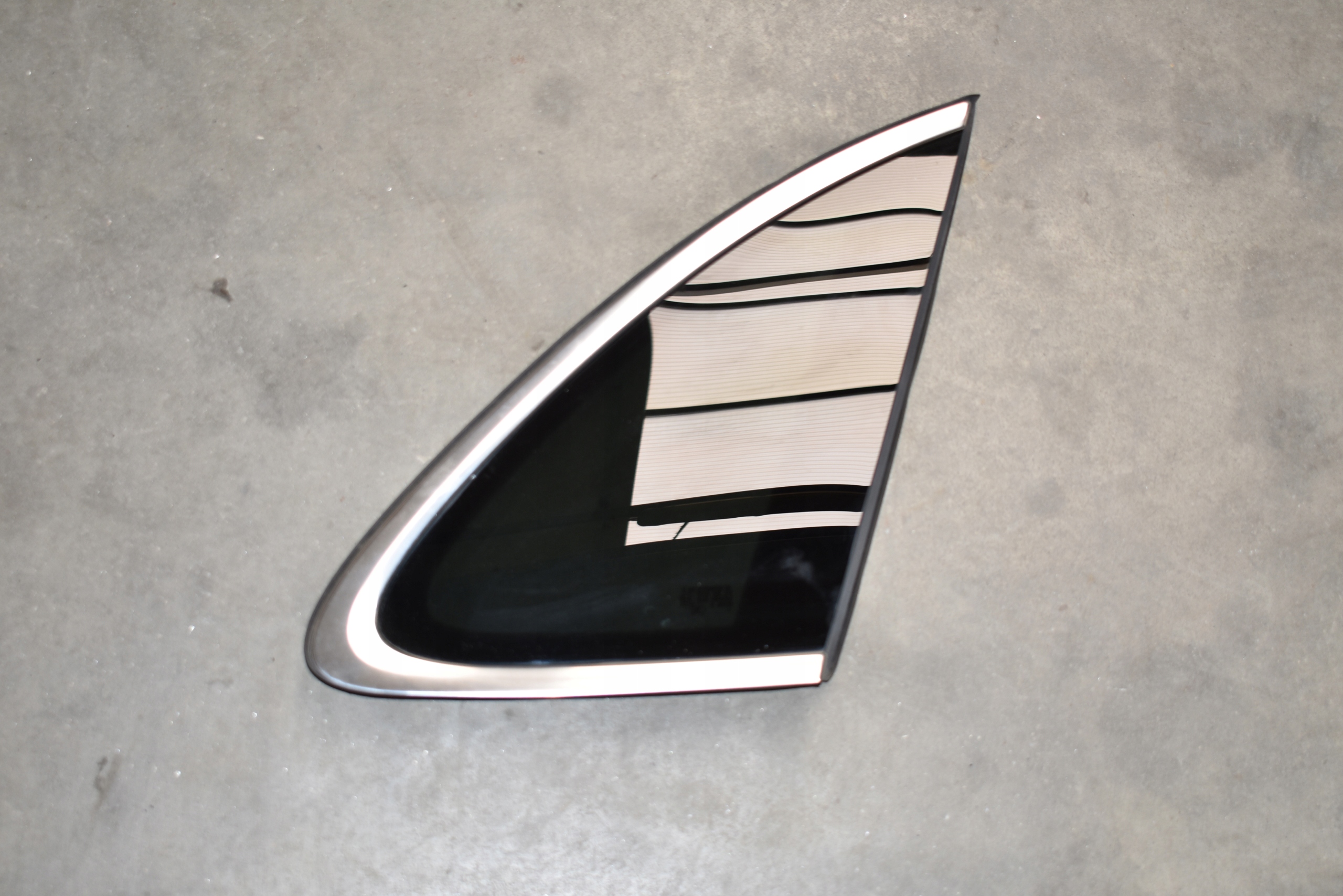 IDEALNA window bodywork AS3 15R. right moulding CHROM PORSCHE MACAN 1