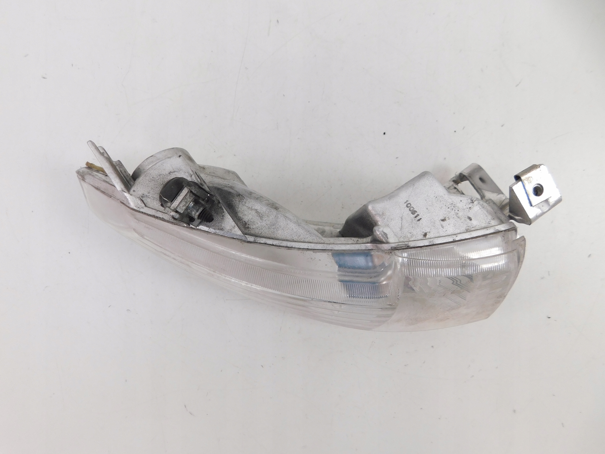 PIAGGIO YOURBAN MP3 300 задний фонарь задний правый M1