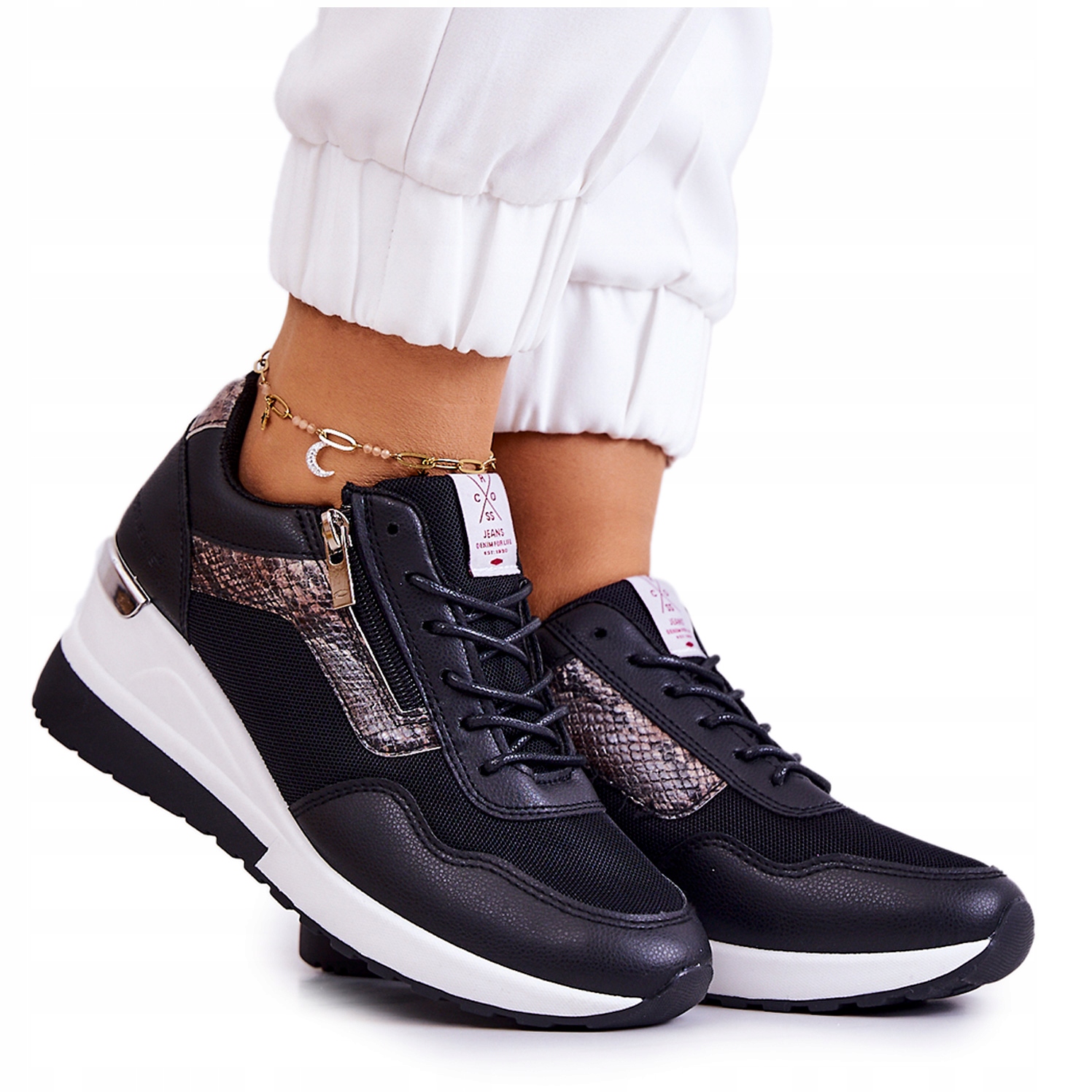 

Sneakersy Koturn Cross Jeans JJ2R4027C Czarne 36