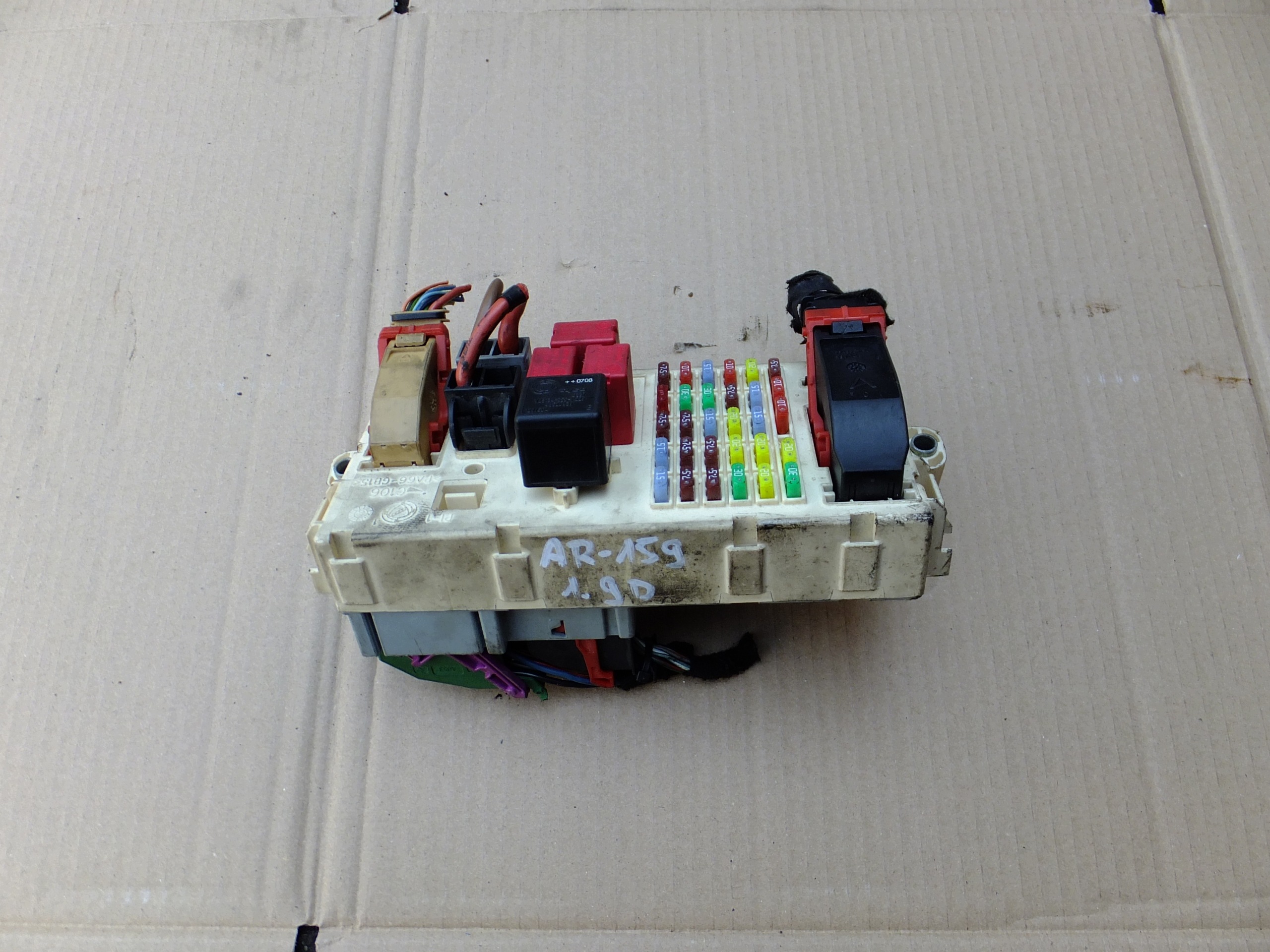 Module fusibles alfa romeo 159 50510079