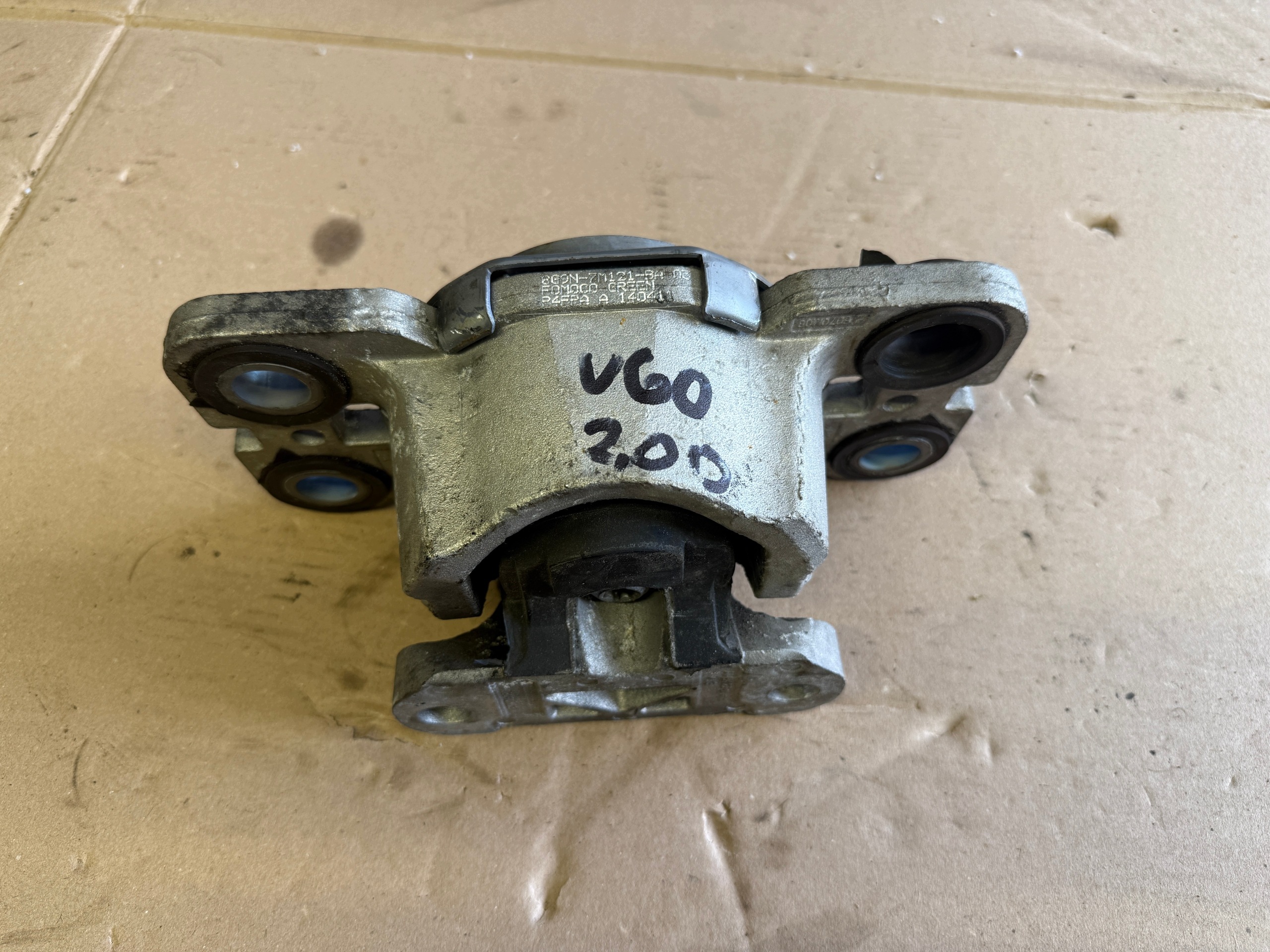 VOLVO V60 S60 2.0D holder engine mount 6G9N-7M121-BA